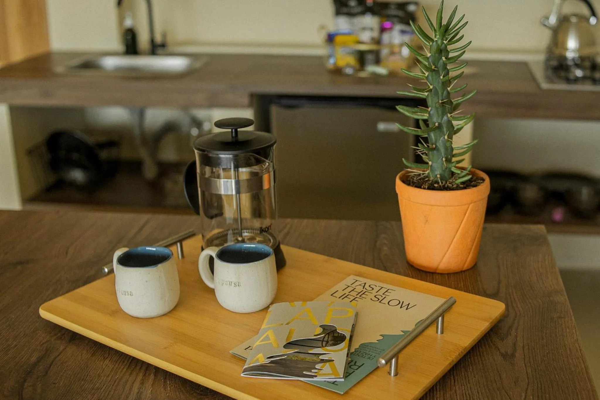 Coffee/tea facilities in La Pausa Hotelbistro