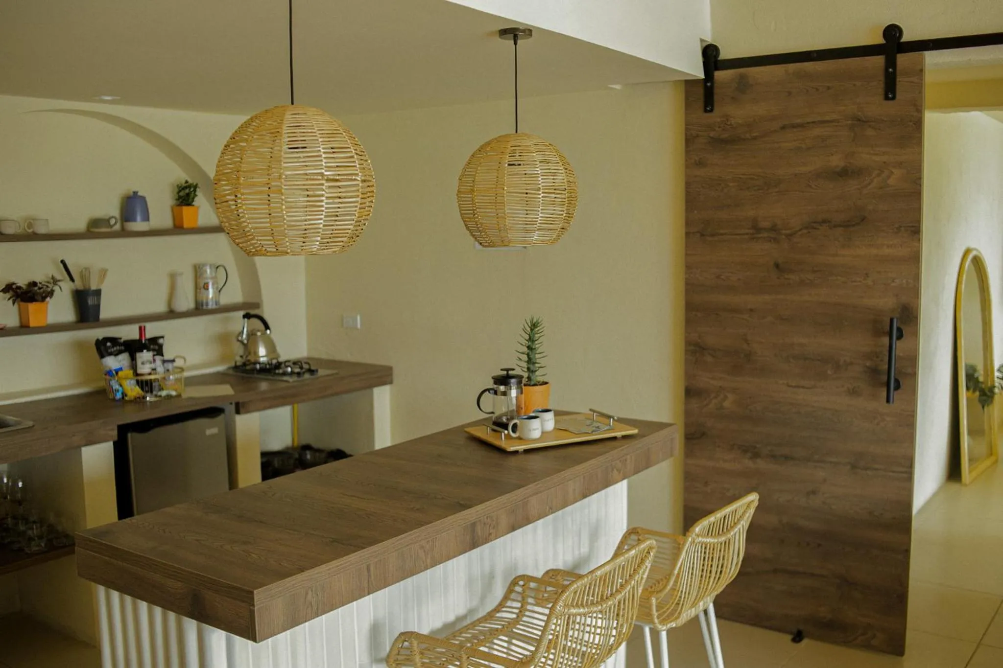 Coffee/tea facilities in La Pausa Hotelbistro