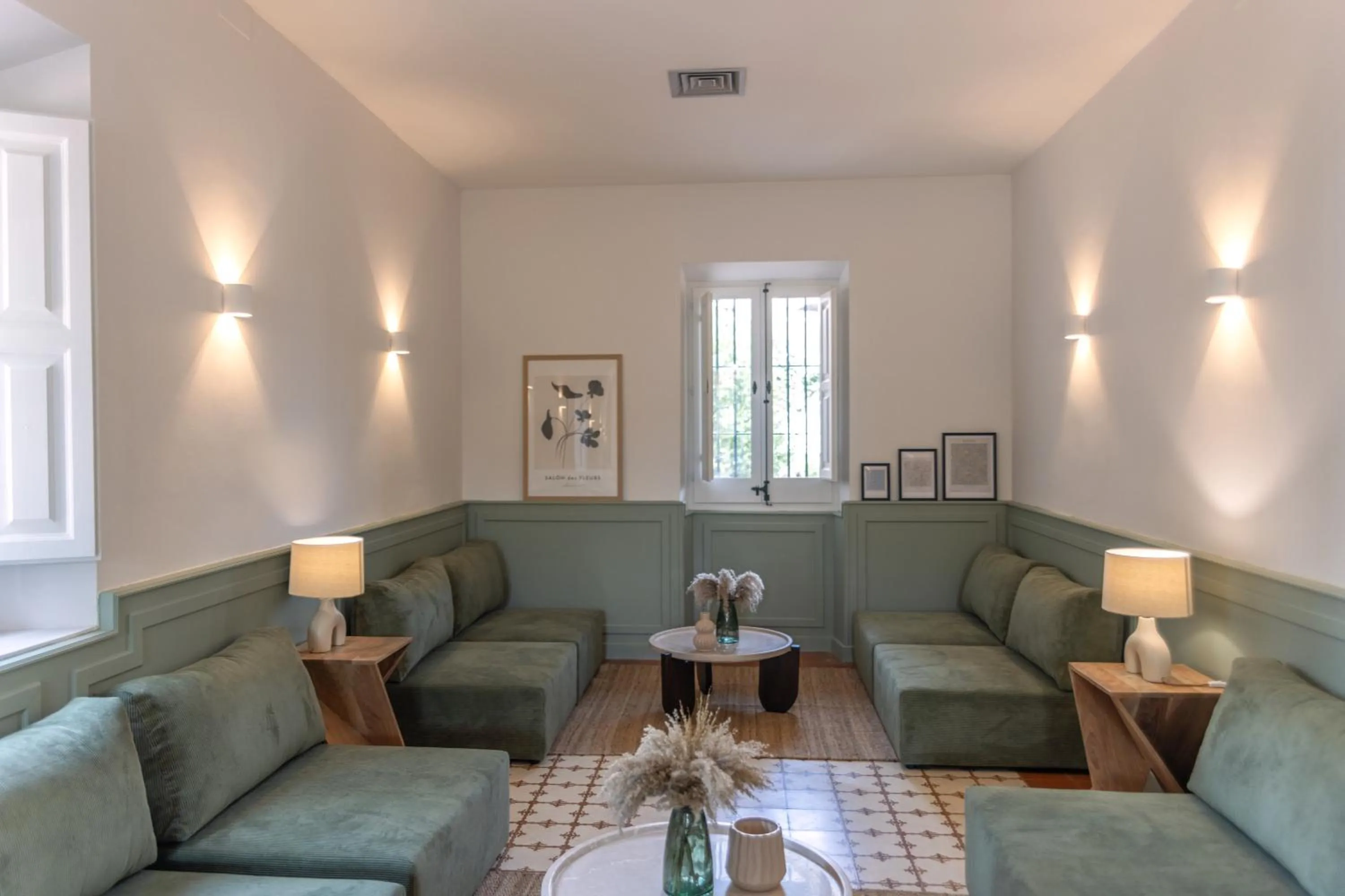 Living room in Hotel Palou 1874