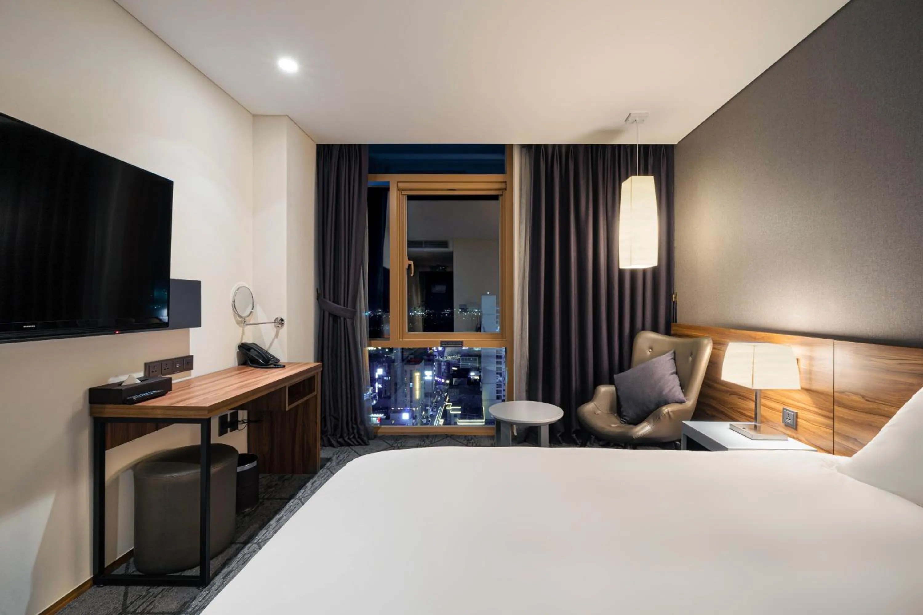 Bedroom, Bed in Staz Hotel Ulsan