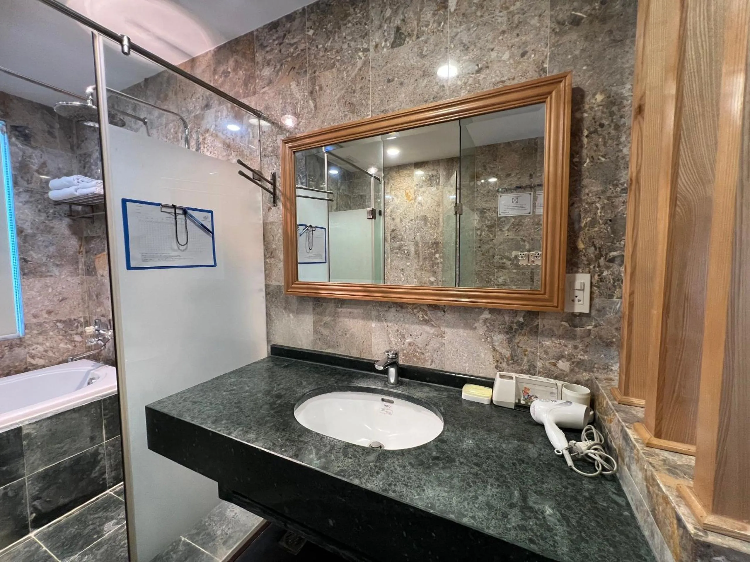 Shower in HANA Stay Riverside