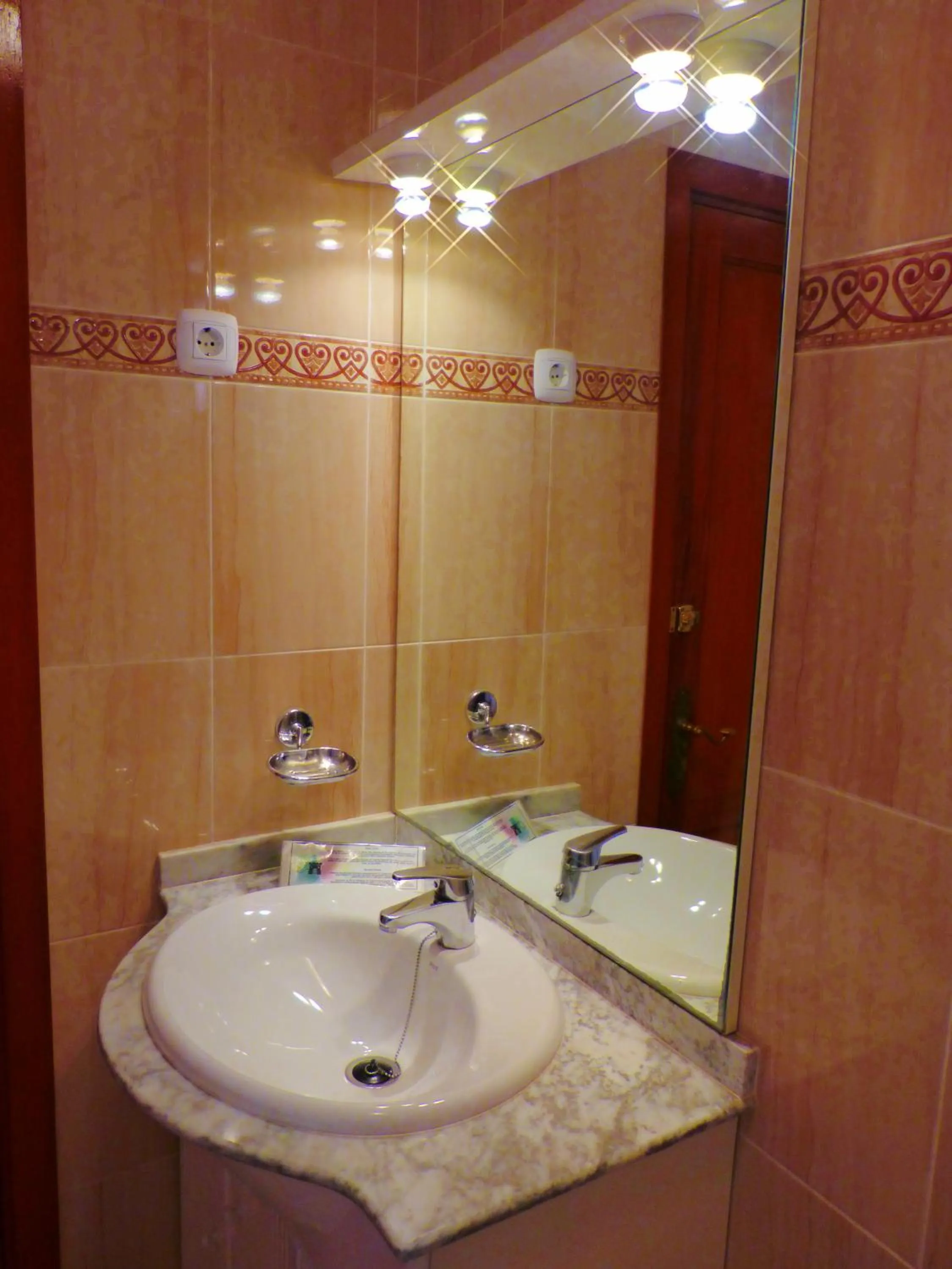 Bathroom in Bungalows Castillo Beach