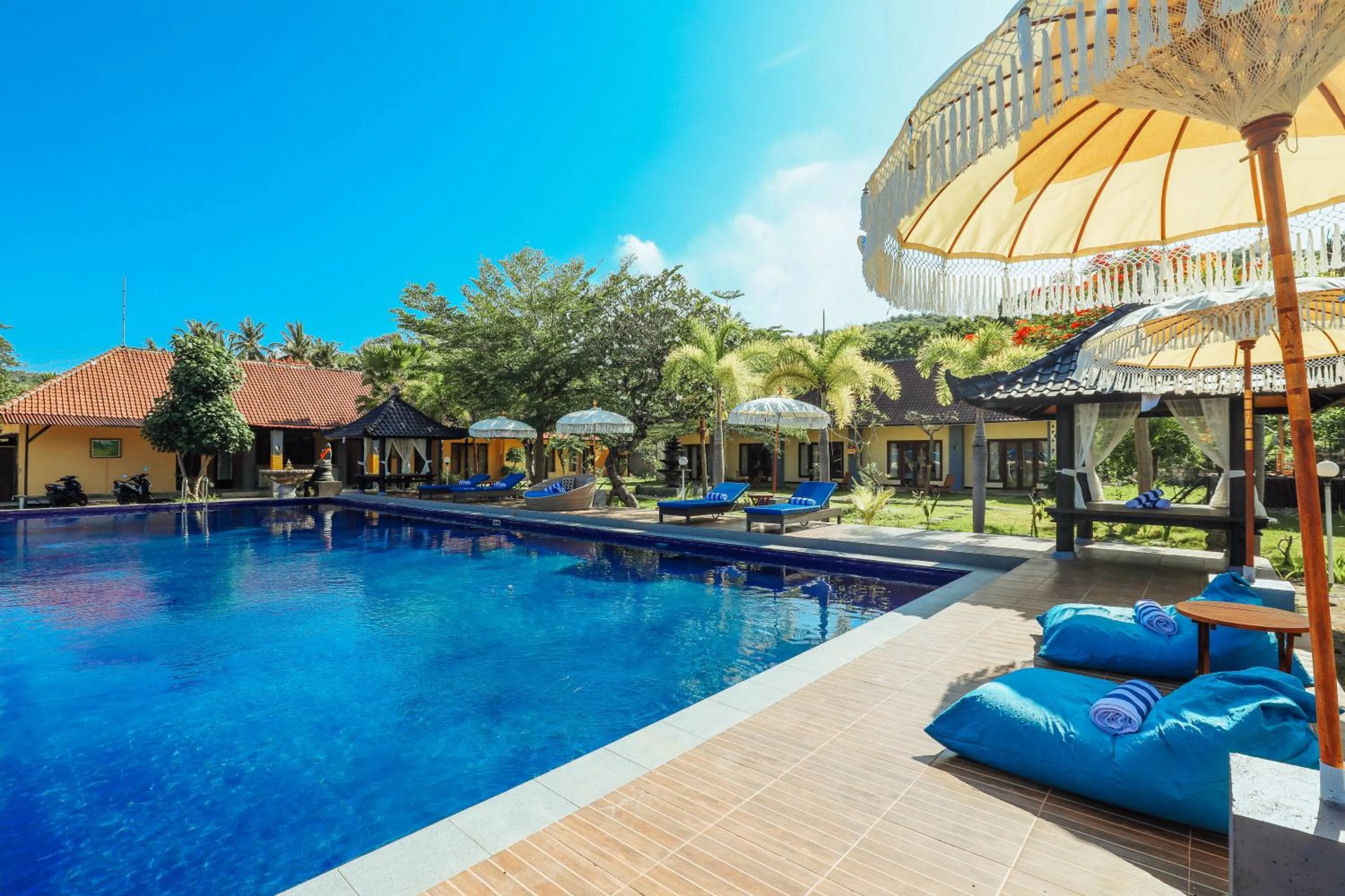 Property building in Grand Ball Beach Garden