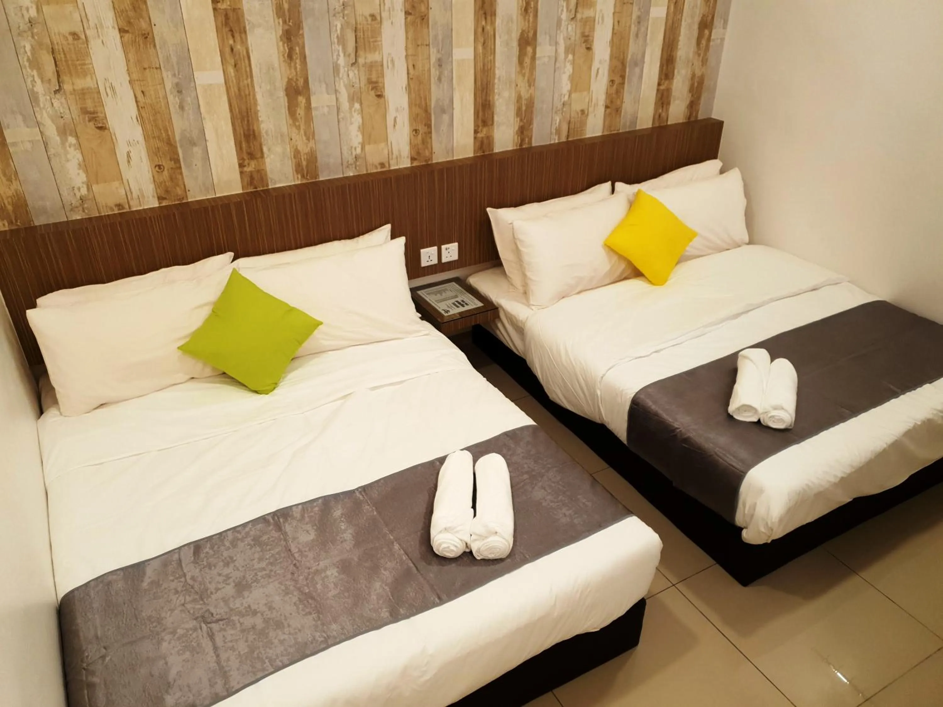 Bed in Garden 96 inn