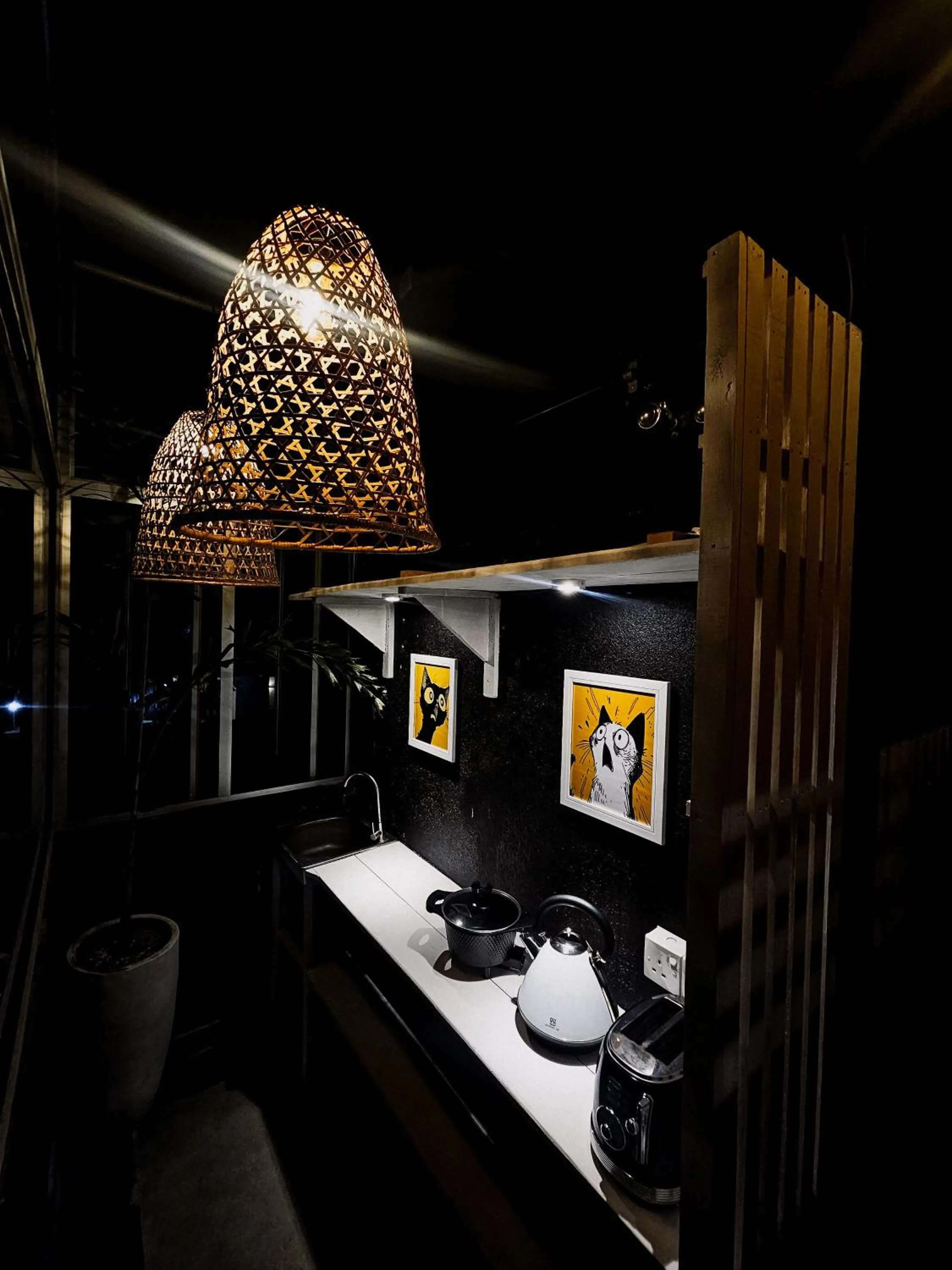 Kitchen or kitchenette in Sugar Hostel Weligama - Coliving & Coworking