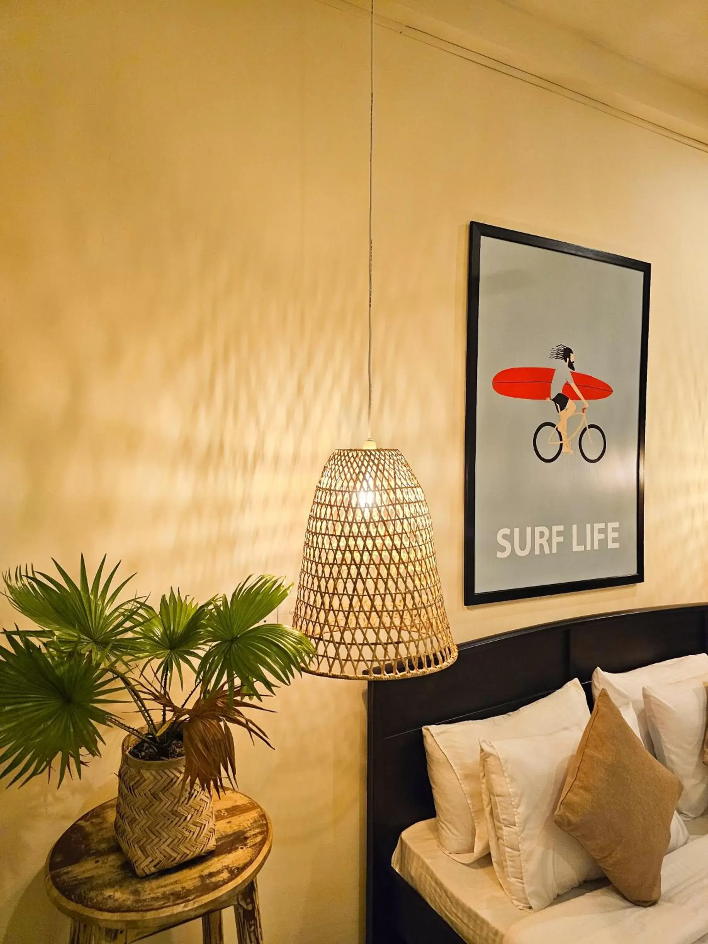 Deluxe Double Room in Sugar Hostel Weligama - Coliving & Coworking Deluxe Double Room in Sugar Hostel Weligama - Coliving & Coworking