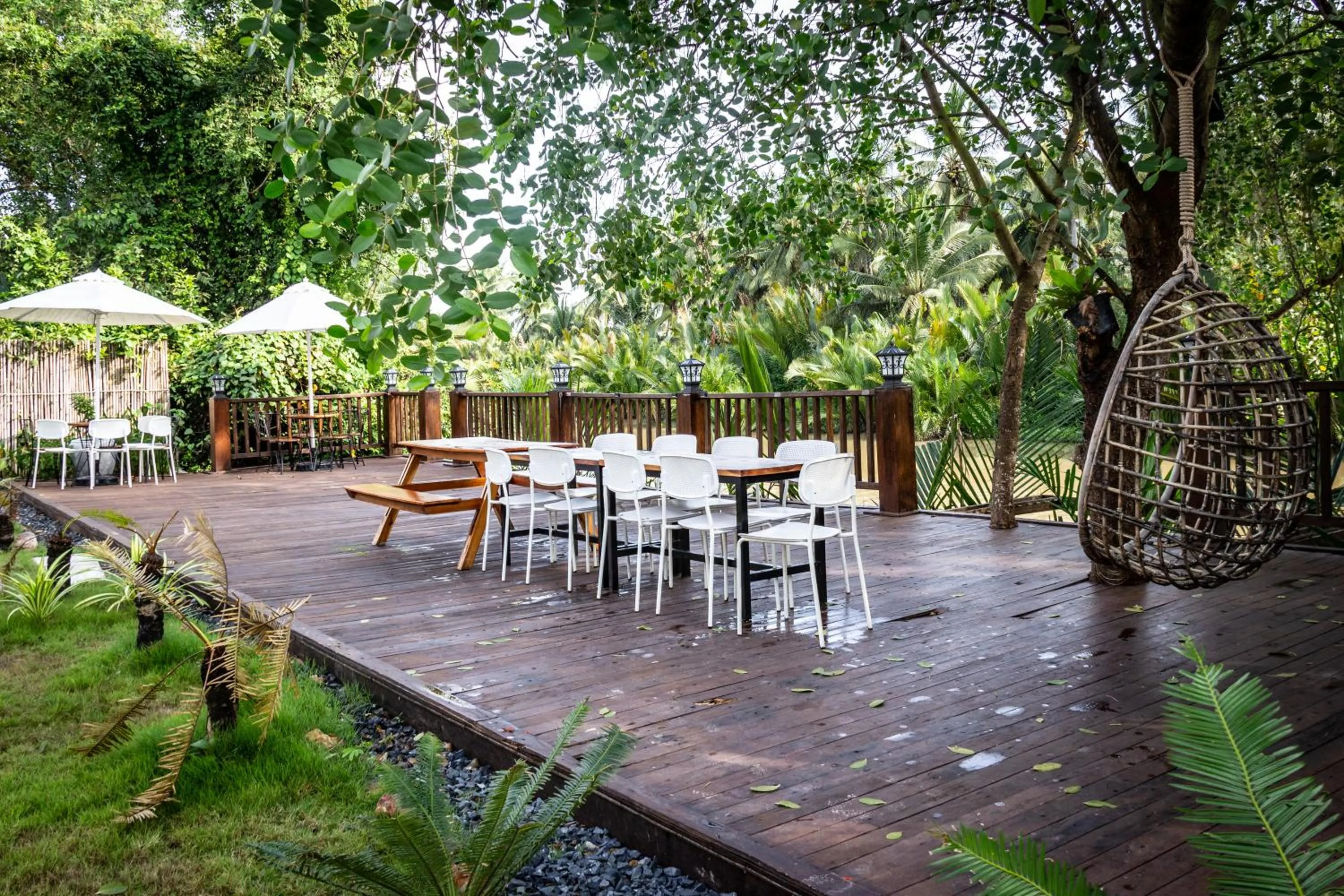 Restaurant/places to eat in Kampot Tropical Village