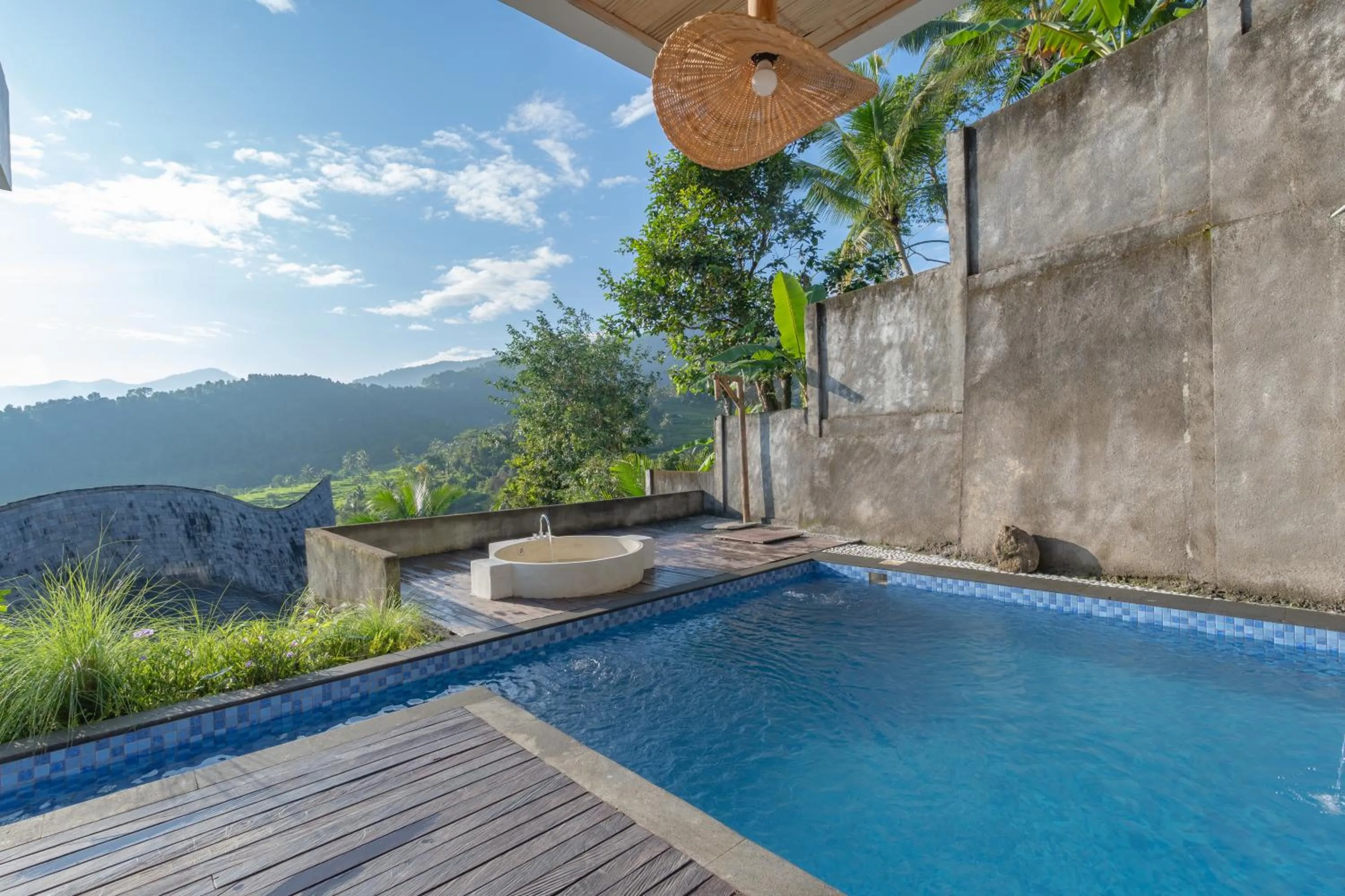 Bath in Maha Hills Resort by Mahaprana Experience