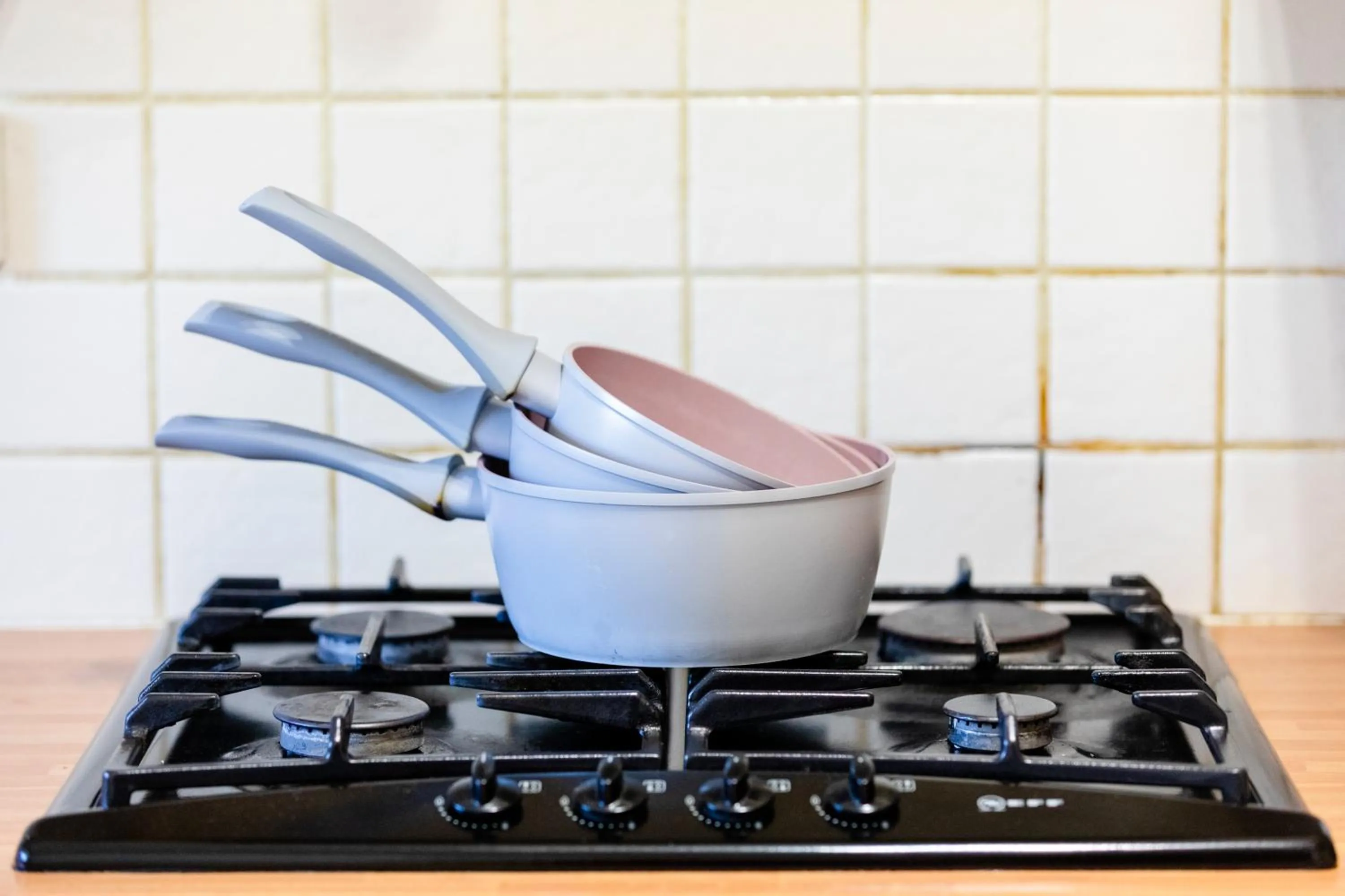 Chichester retreat house with free parking