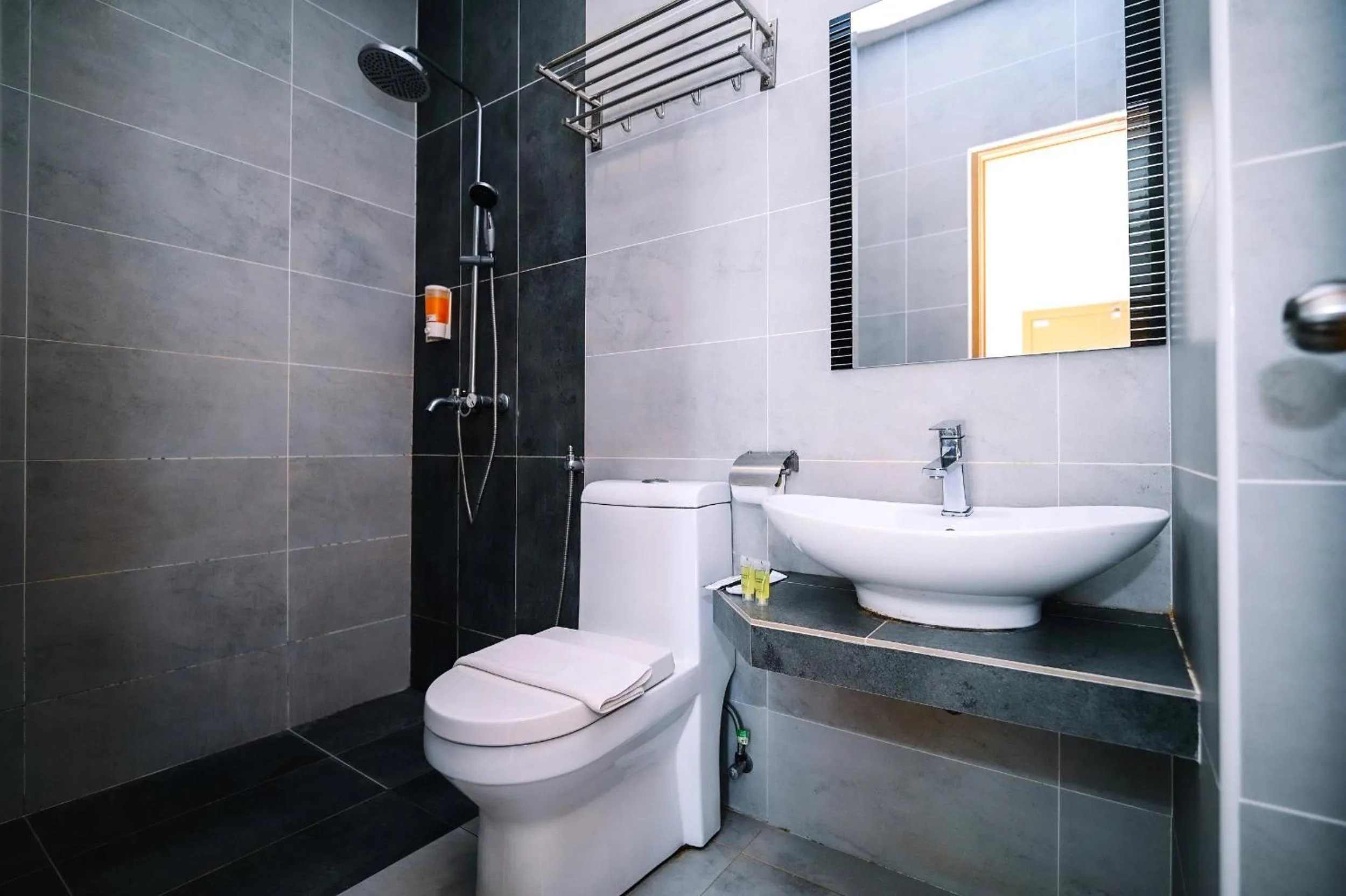 Swing & Pillows - PJ21 Petaling Jaya