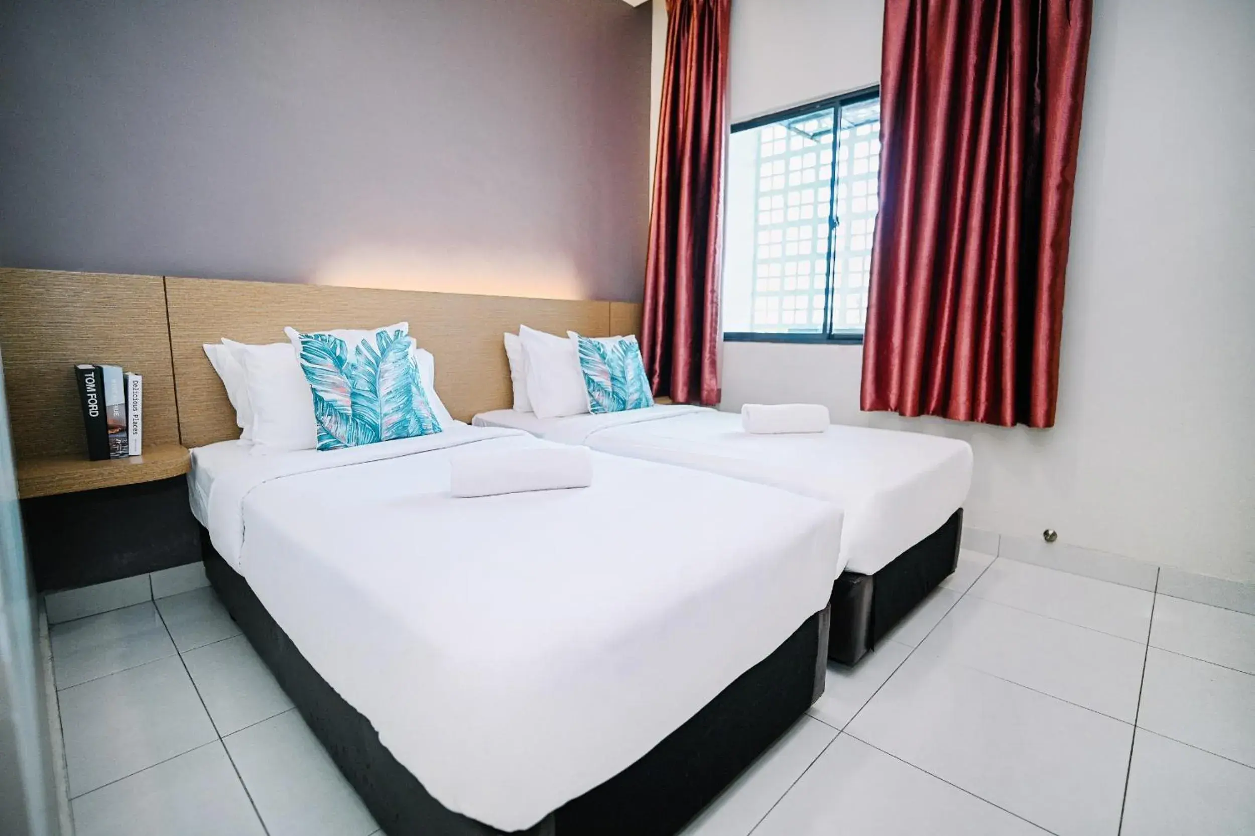 Deluxe Twin Room in Swing & Pillows - PJ21 Petaling Jaya Deluxe Twin Room in Swing & Pillows - PJ21 Petaling Jaya