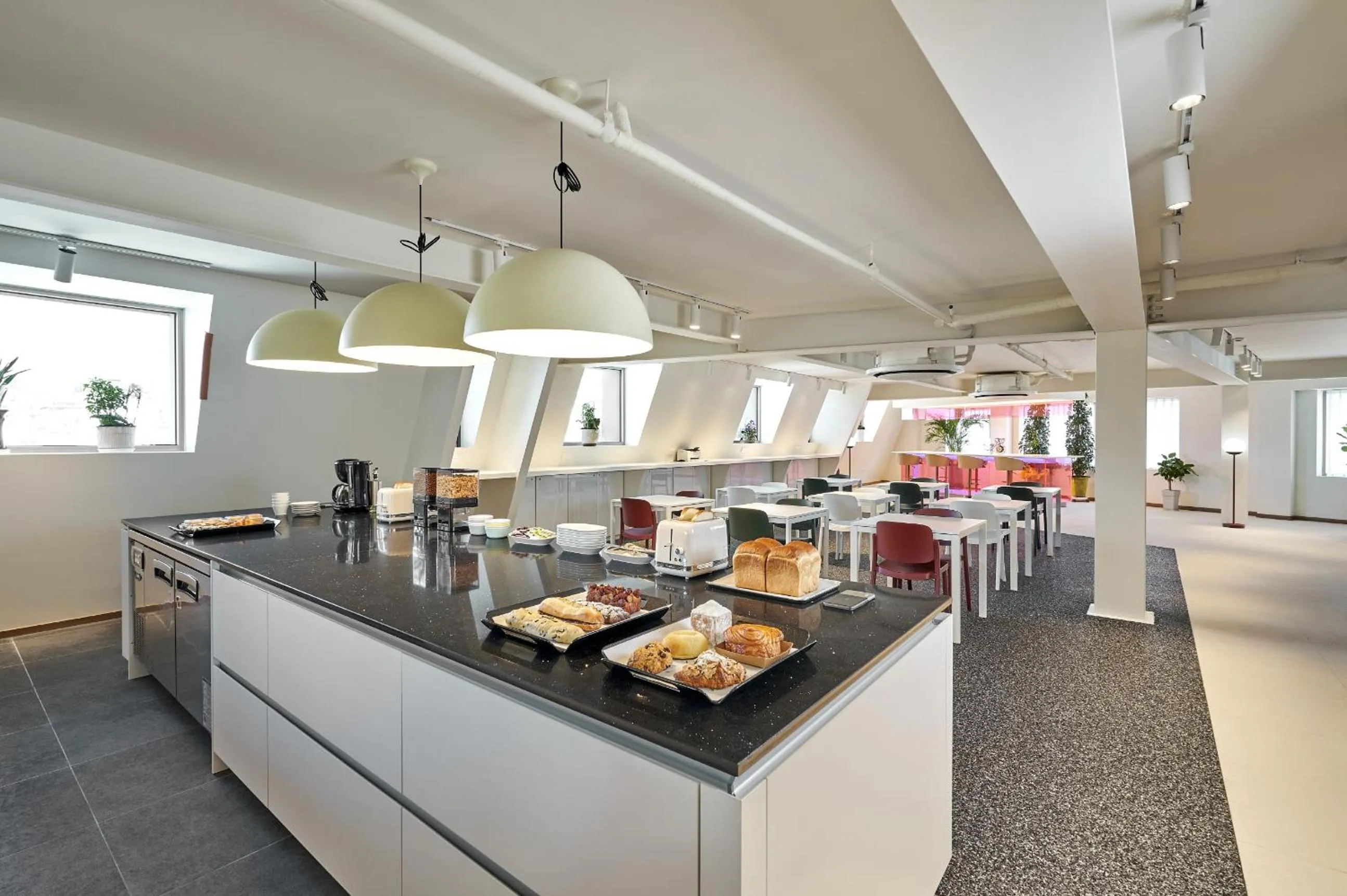 Communal lounge/ TV room in H HOSTEL Itaewon