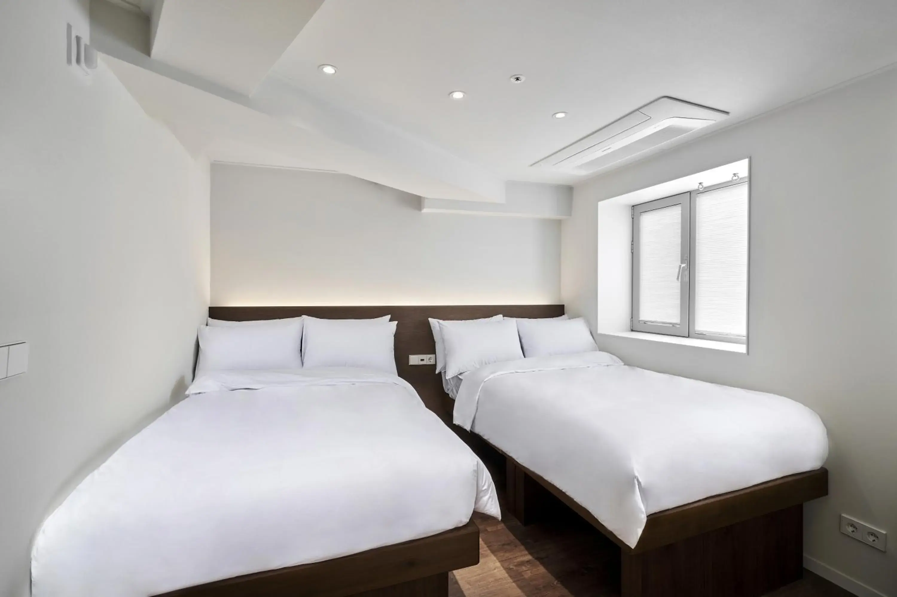 Deluxe Twin Room in H HOSTEL Itaewon Deluxe Twin Room in H HOSTEL Itaewon