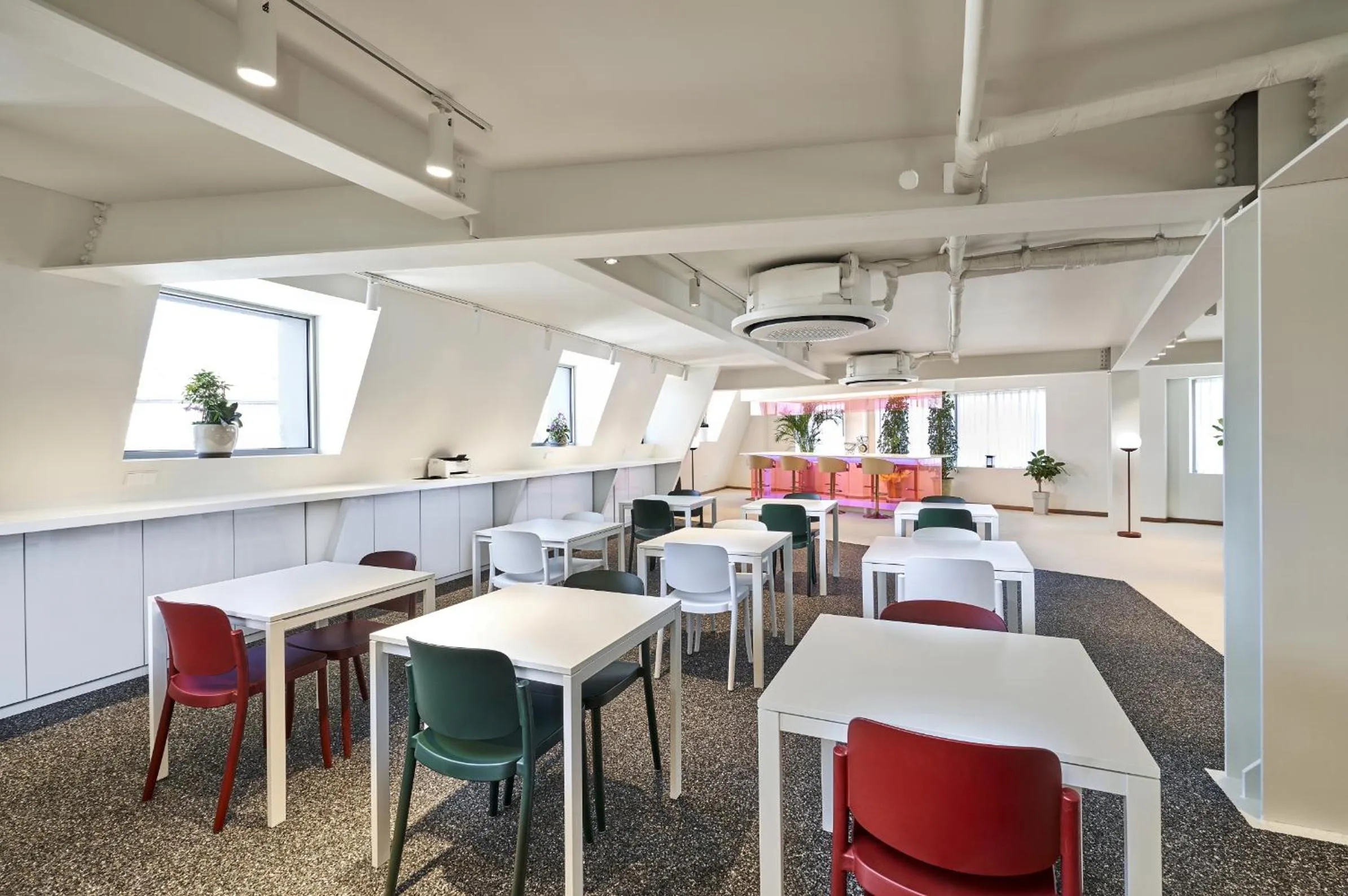 Communal lounge/ TV room in H HOSTEL Itaewon