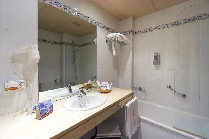 Hotel Fuente Las Piedras