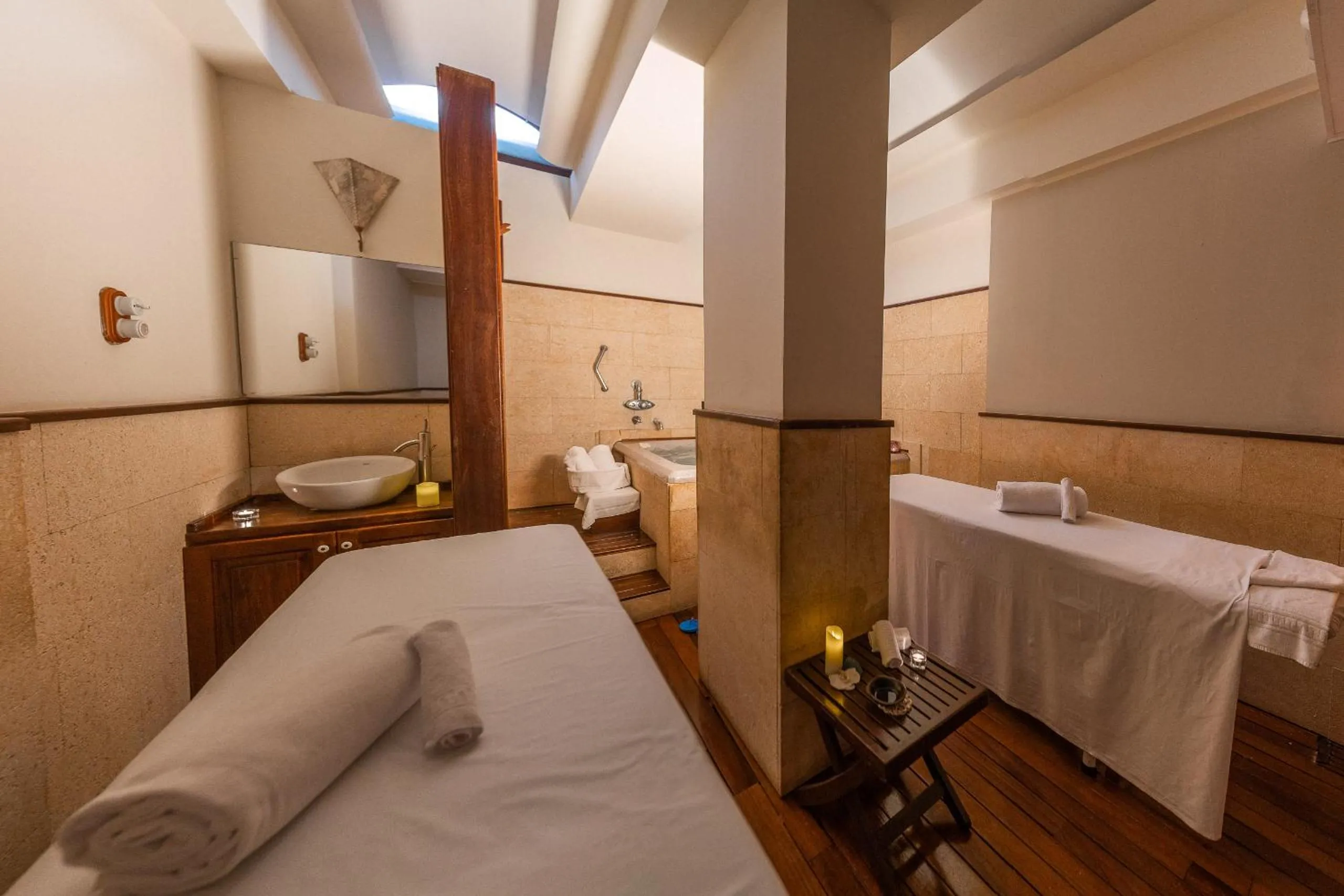 Massage, Bed in Hotel Blancafort Spa Termal