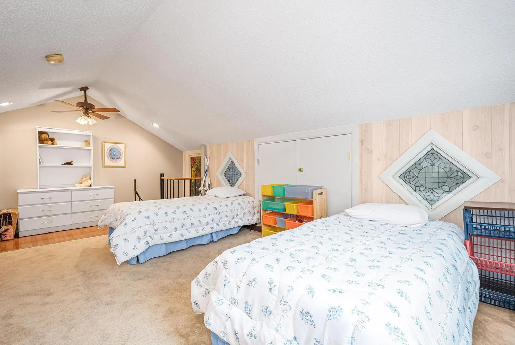 Property building, Bed in Beary Relaxing