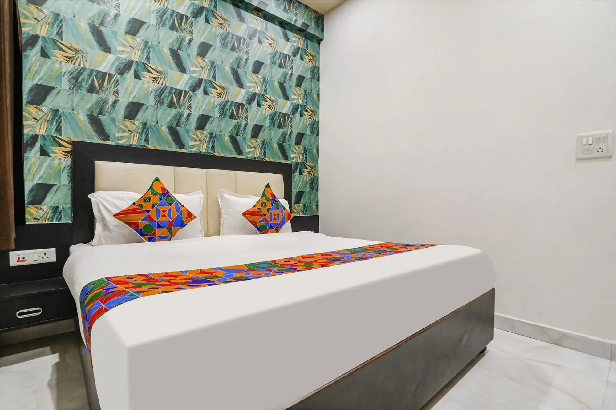Deluxe Room - single occupancy in FabHotel Aaradhya Residency Deluxe Room - single occupancy in FabHotel Aaradhya Residency