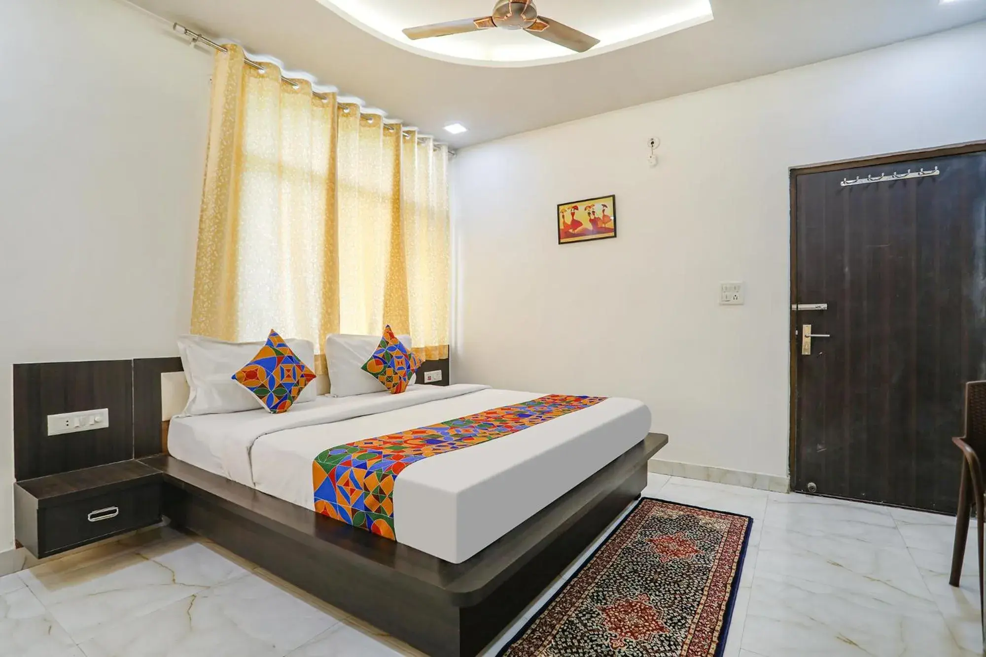 Superior Double Room - single occupancy in FabHotel Aaradhya Residency Superior Double Room - single occupancy in FabHotel Aaradhya Residency