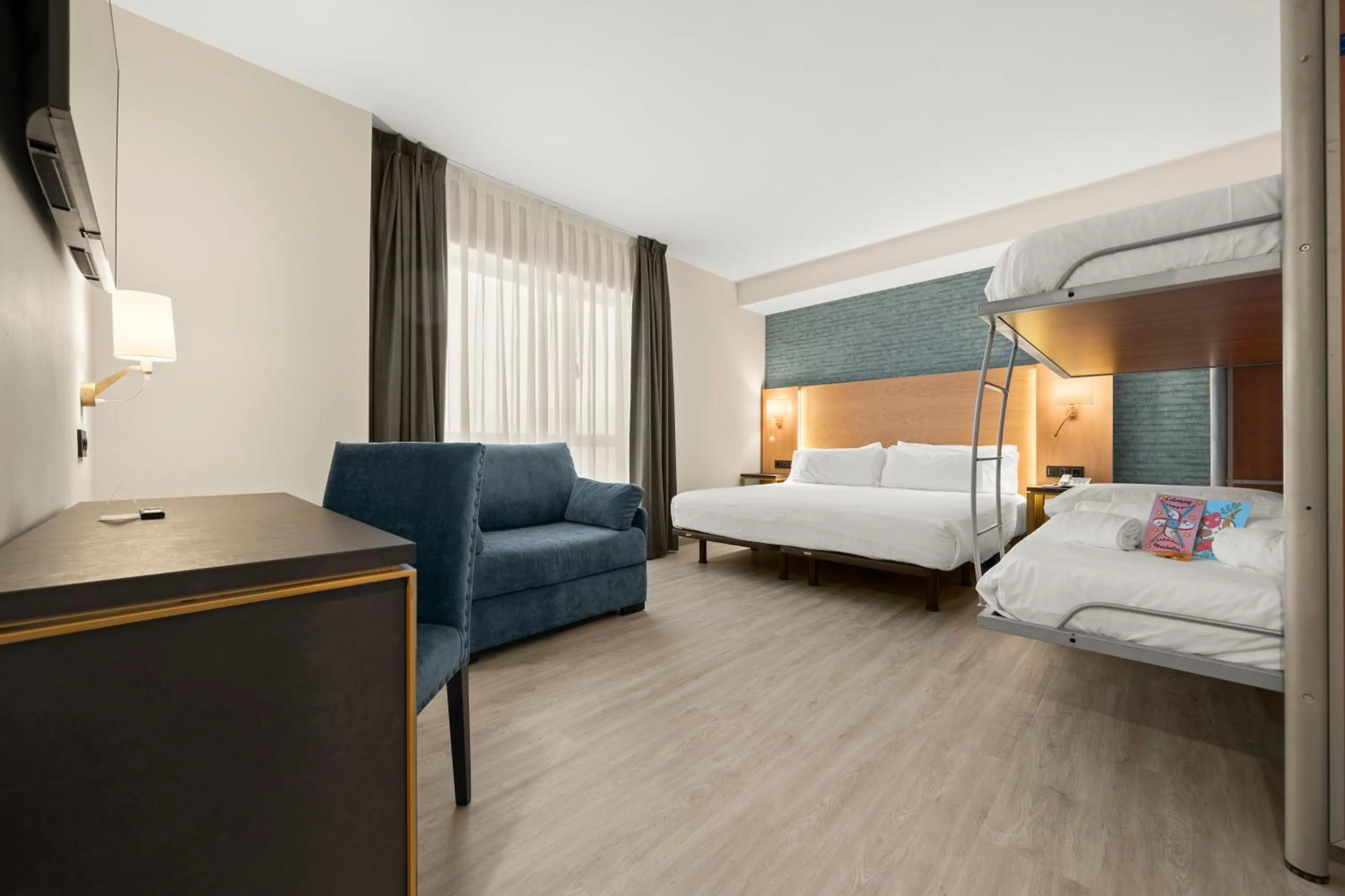 Bed in Hotel Zentral Gijón Rey Pelayo