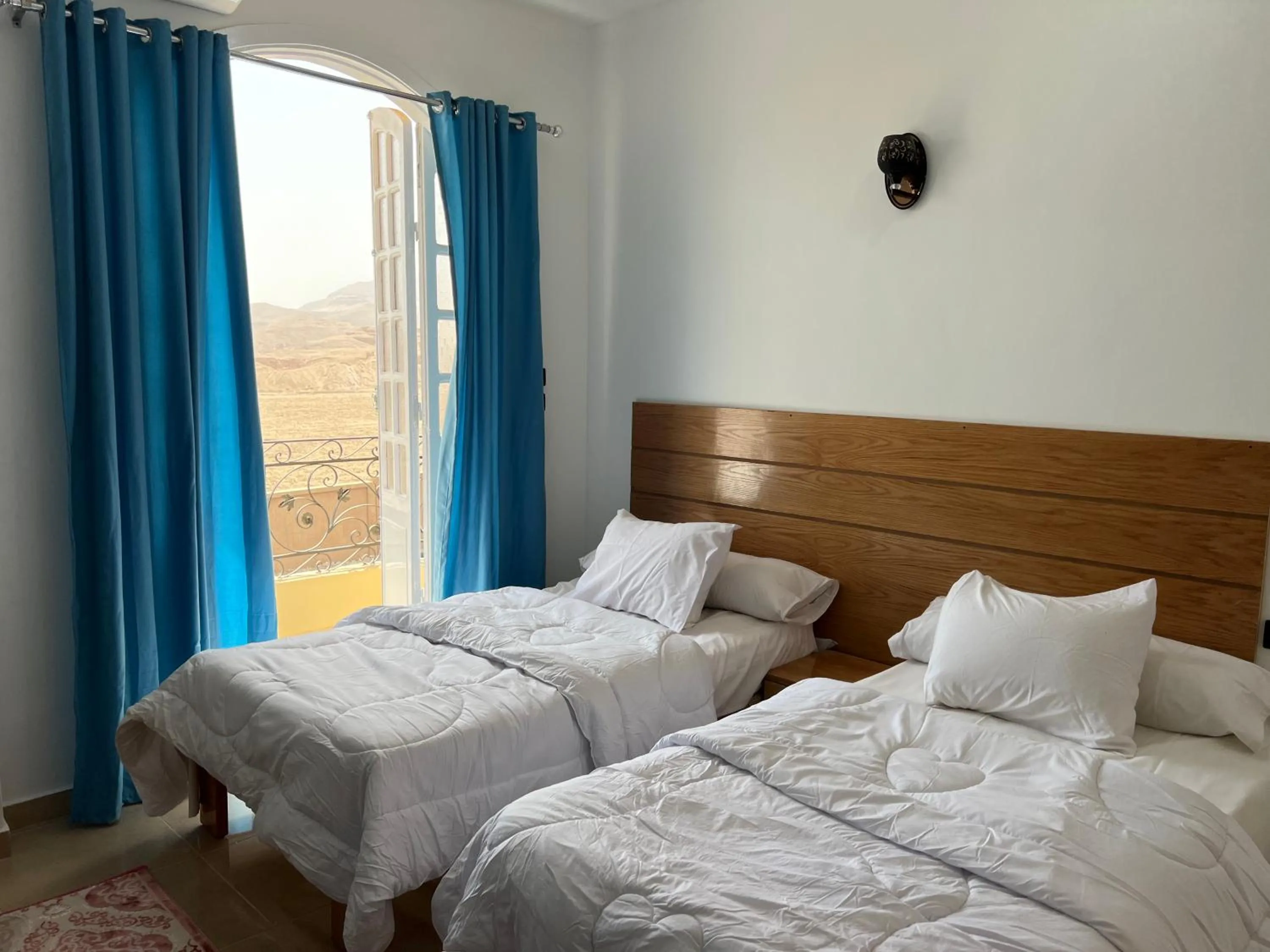 Bed in Royal Mountain