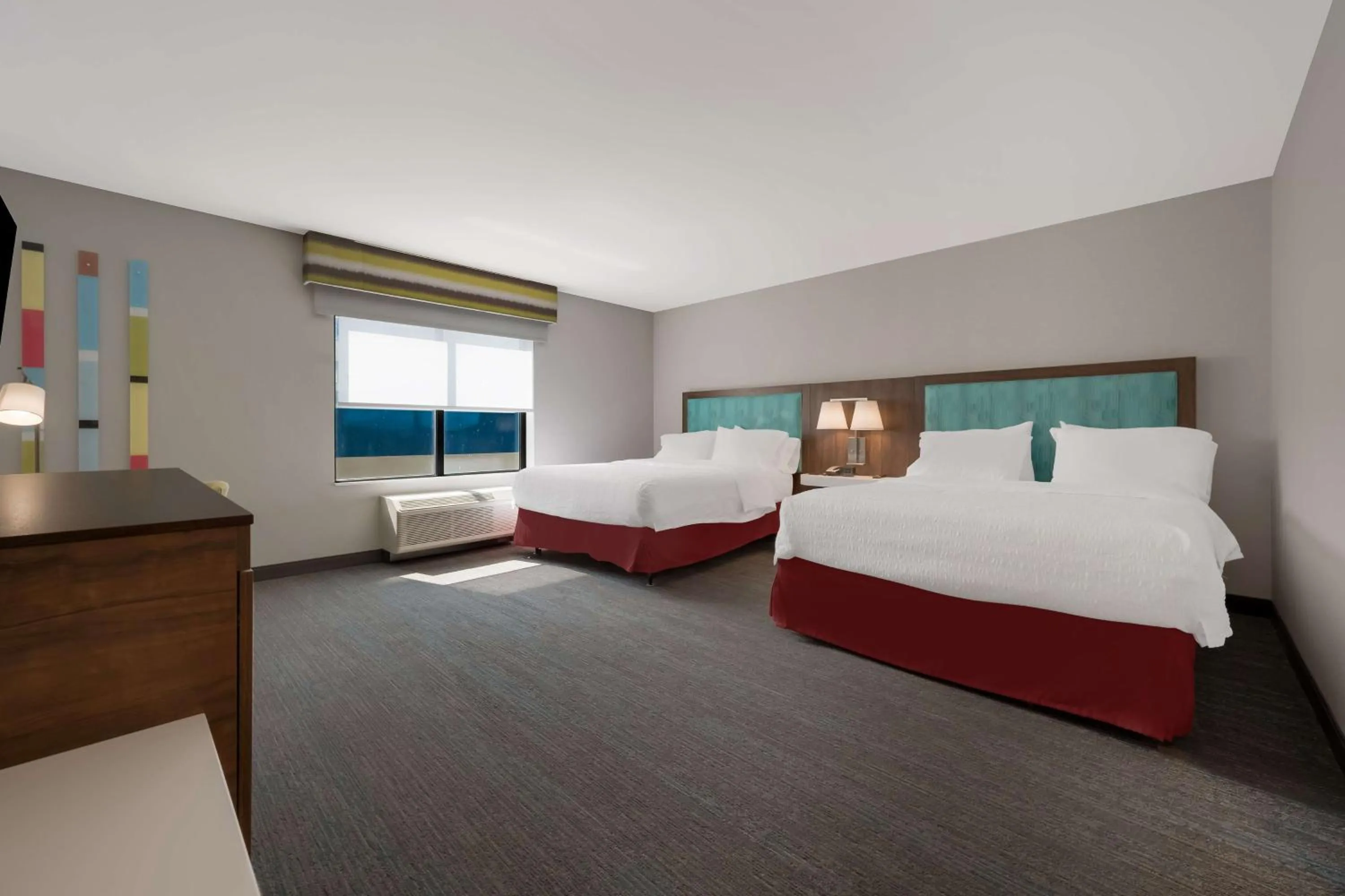 Bed in Hampton Inn by Hilton Detroit Southfield