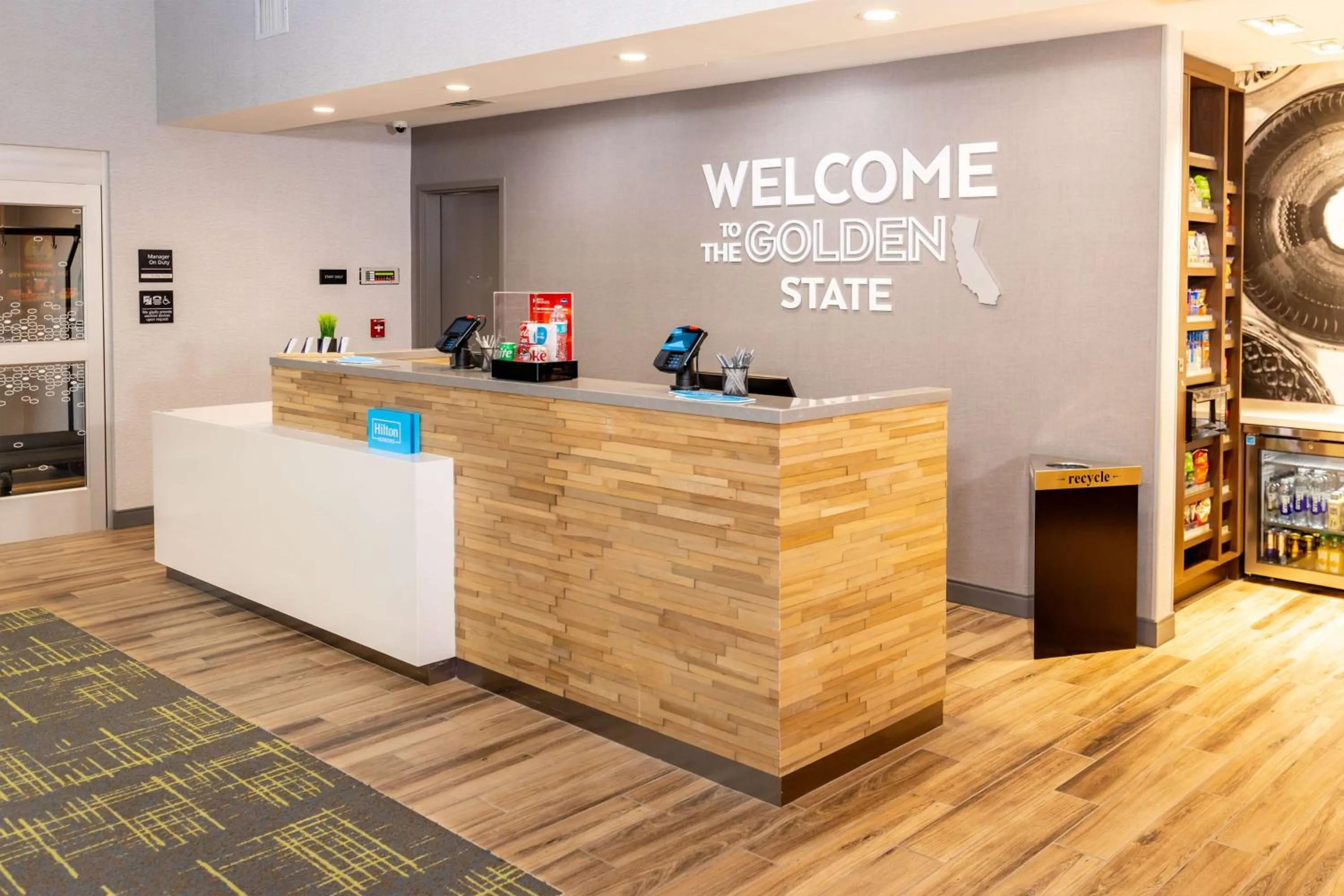 Lobby or reception in Hampton Inn Selma, Ca