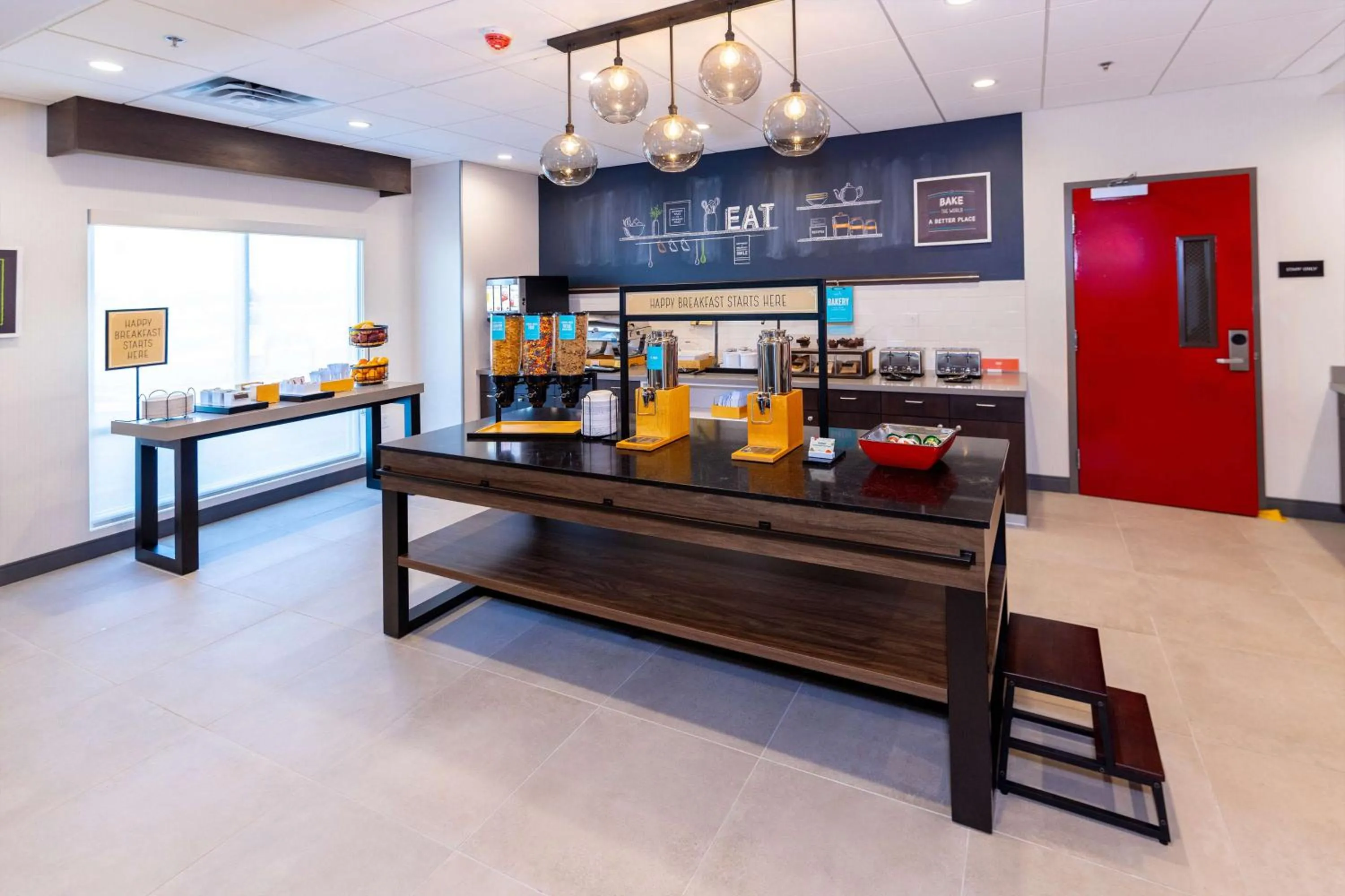 Breakfast in Hampton Inn Selma, Ca