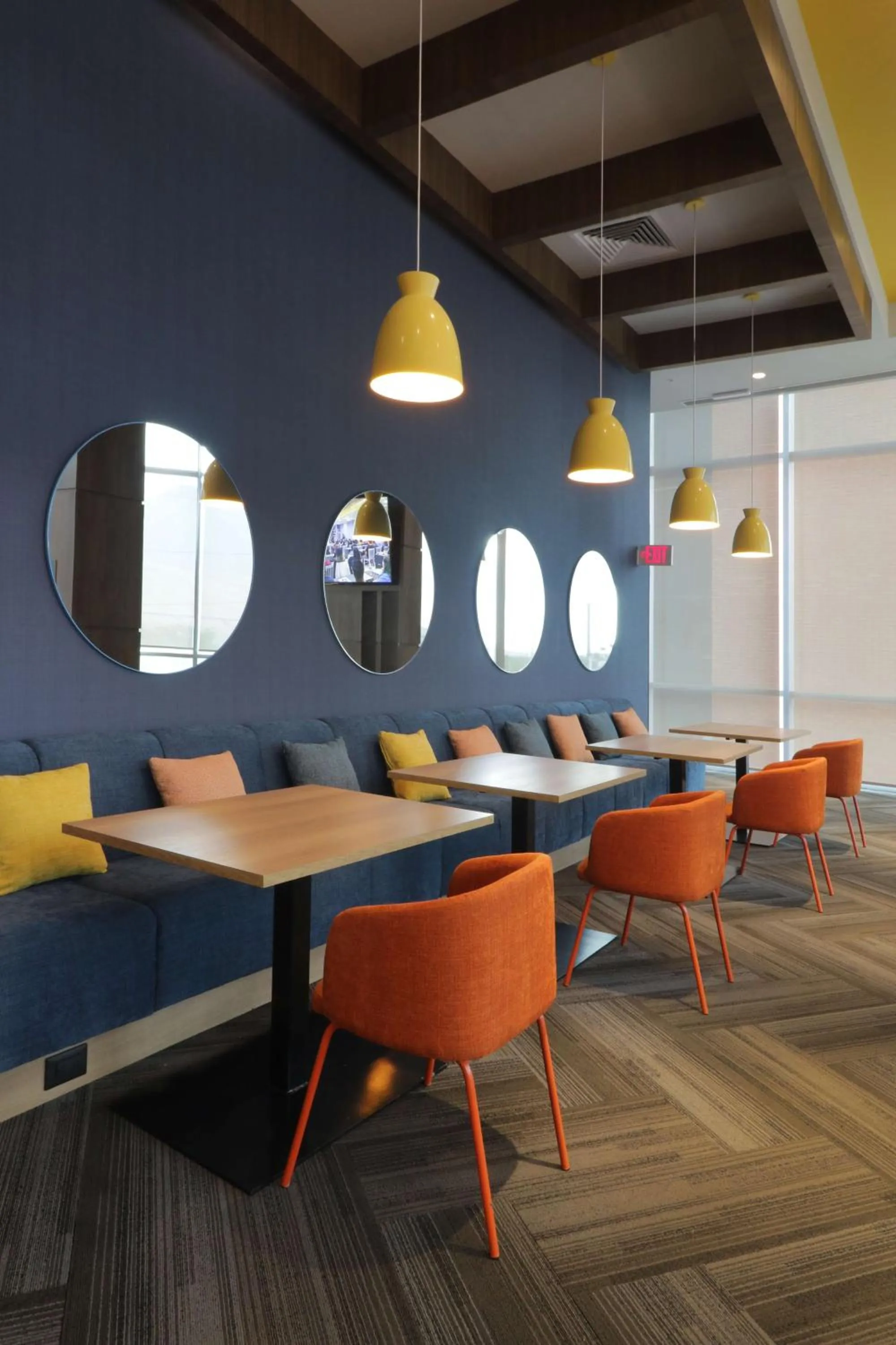 Lobby or reception in Tru By Hilton Monterrey Fundidora