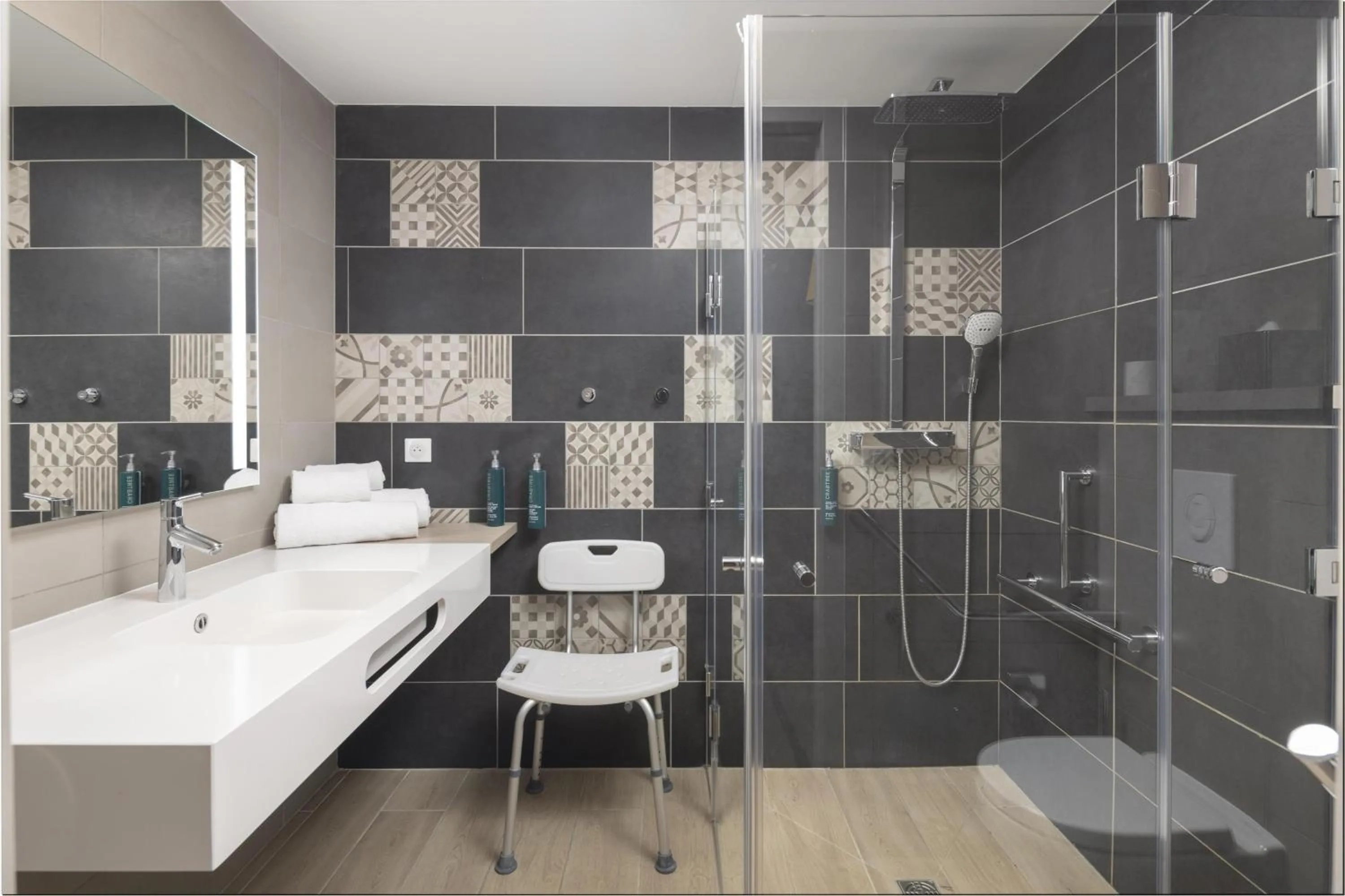 Bathroom in Hilton Garden Inn Paris La Villette