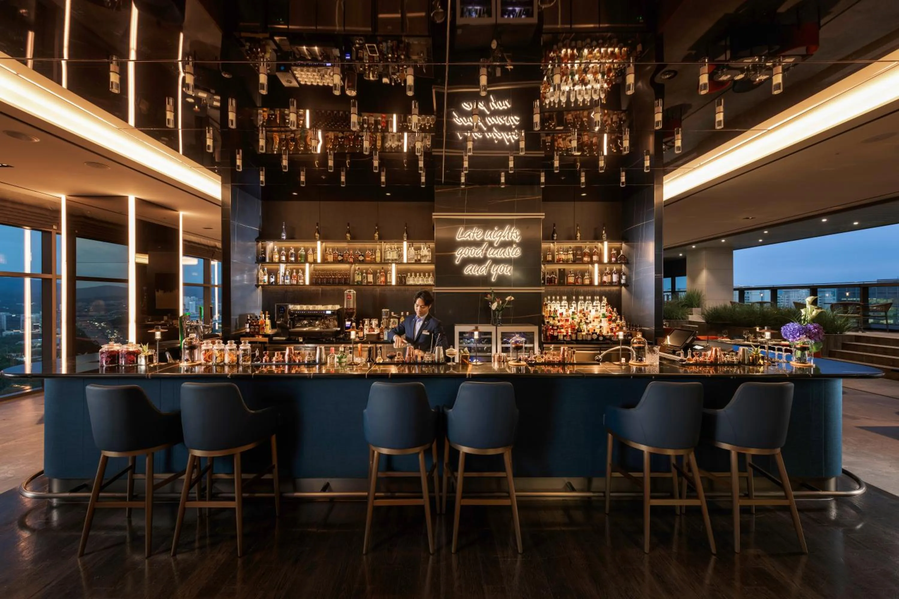 Restaurant/places to eat in DoubleTree By Hilton Seoul Pangyo Residences