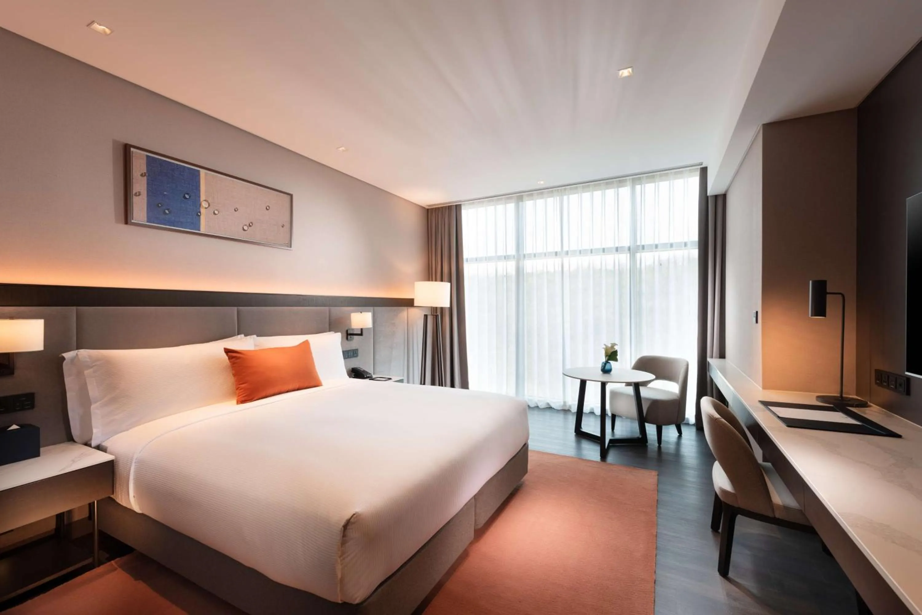Bed in DoubleTree By Hilton Seoul Pangyo