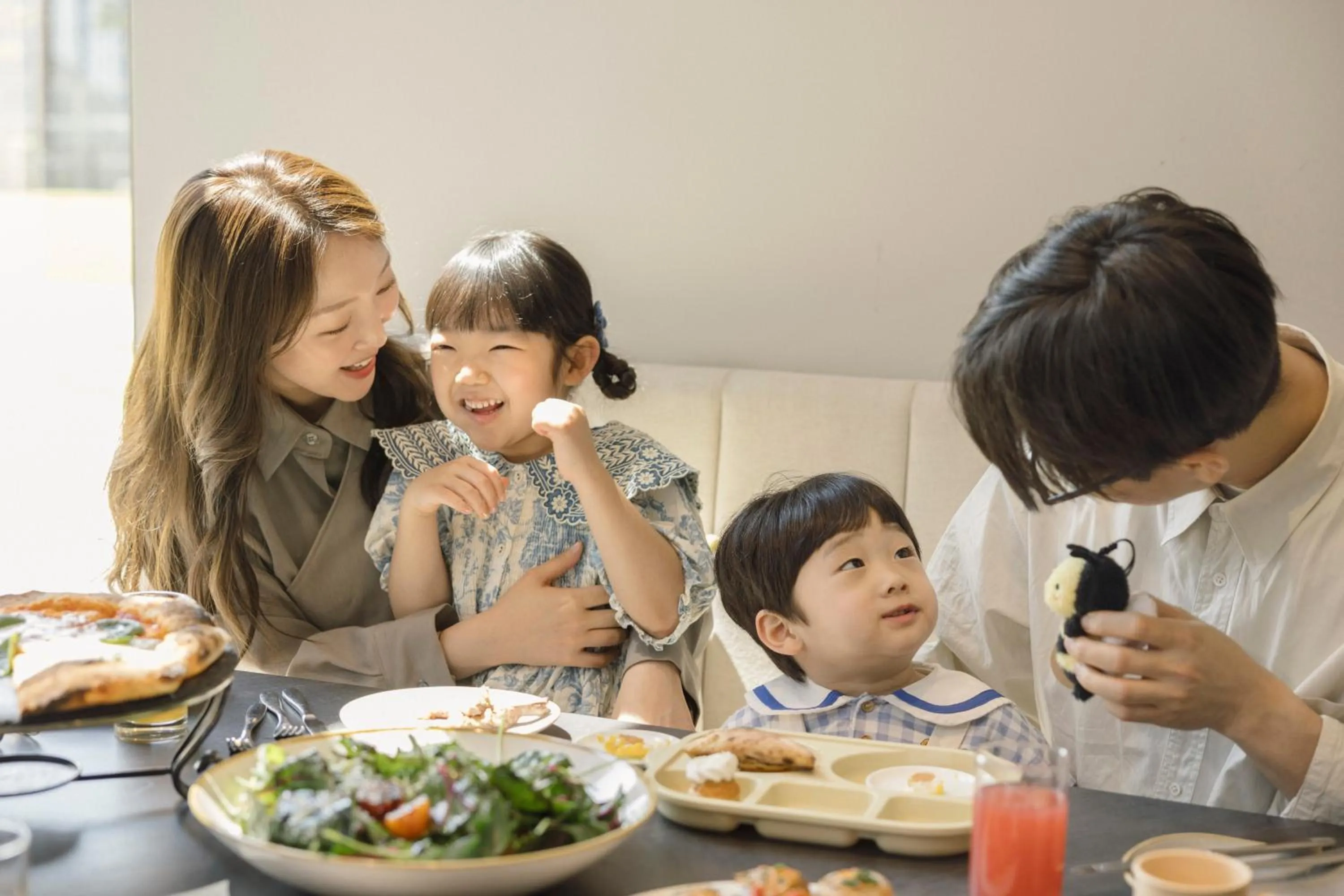 People in DoubleTree By Hilton Seoul Pangyo