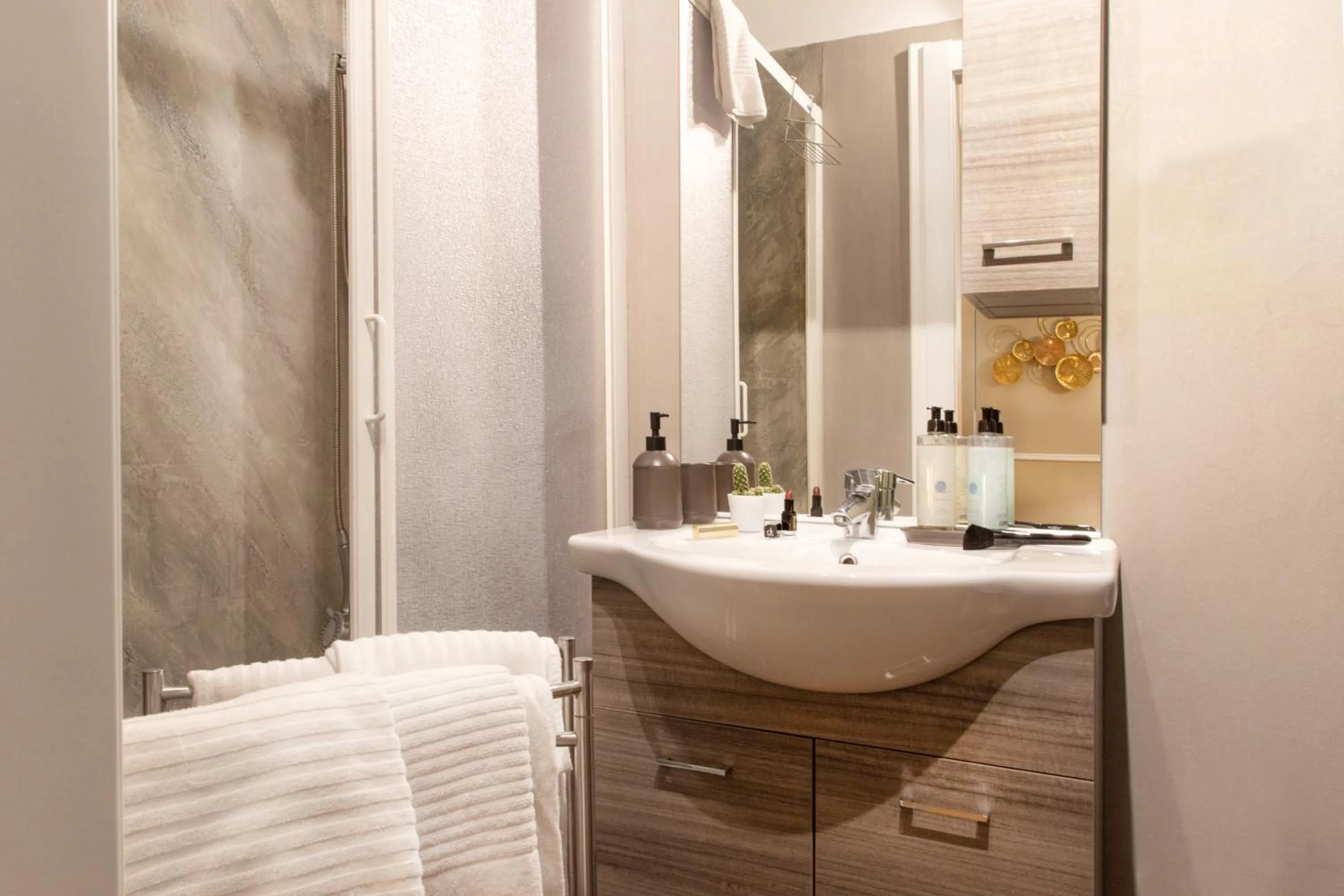 Bathroom in Fair Suite Roma Termini