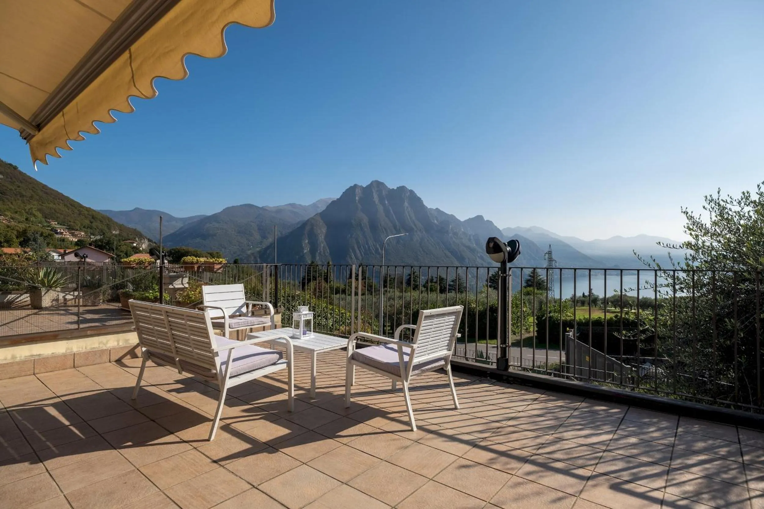 Other in La casa di Sarah