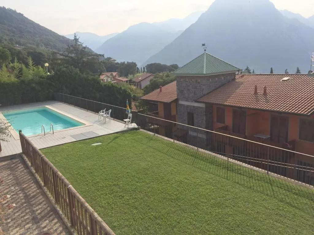 Other in La casa di Sarah