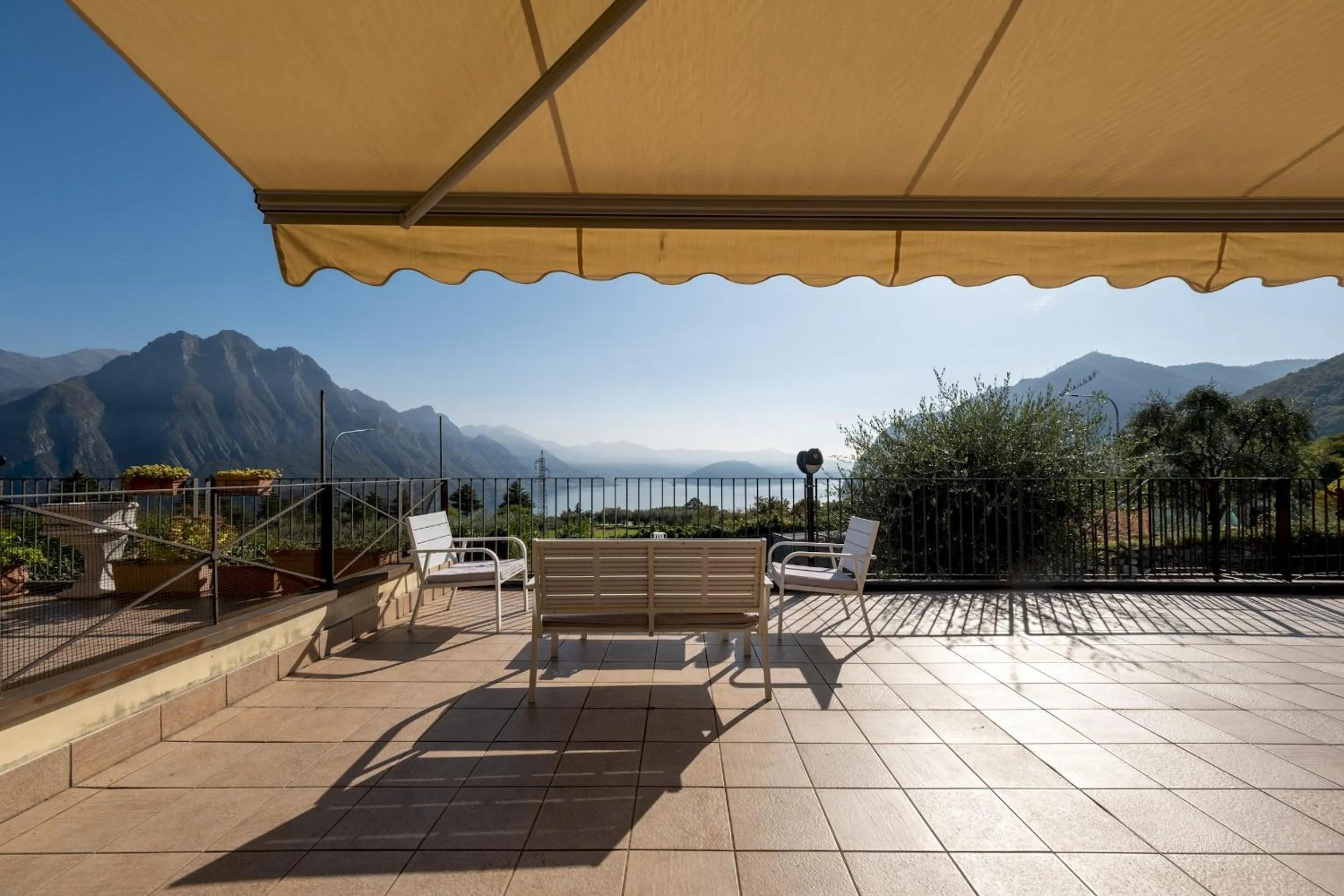 Other in La casa di Sarah