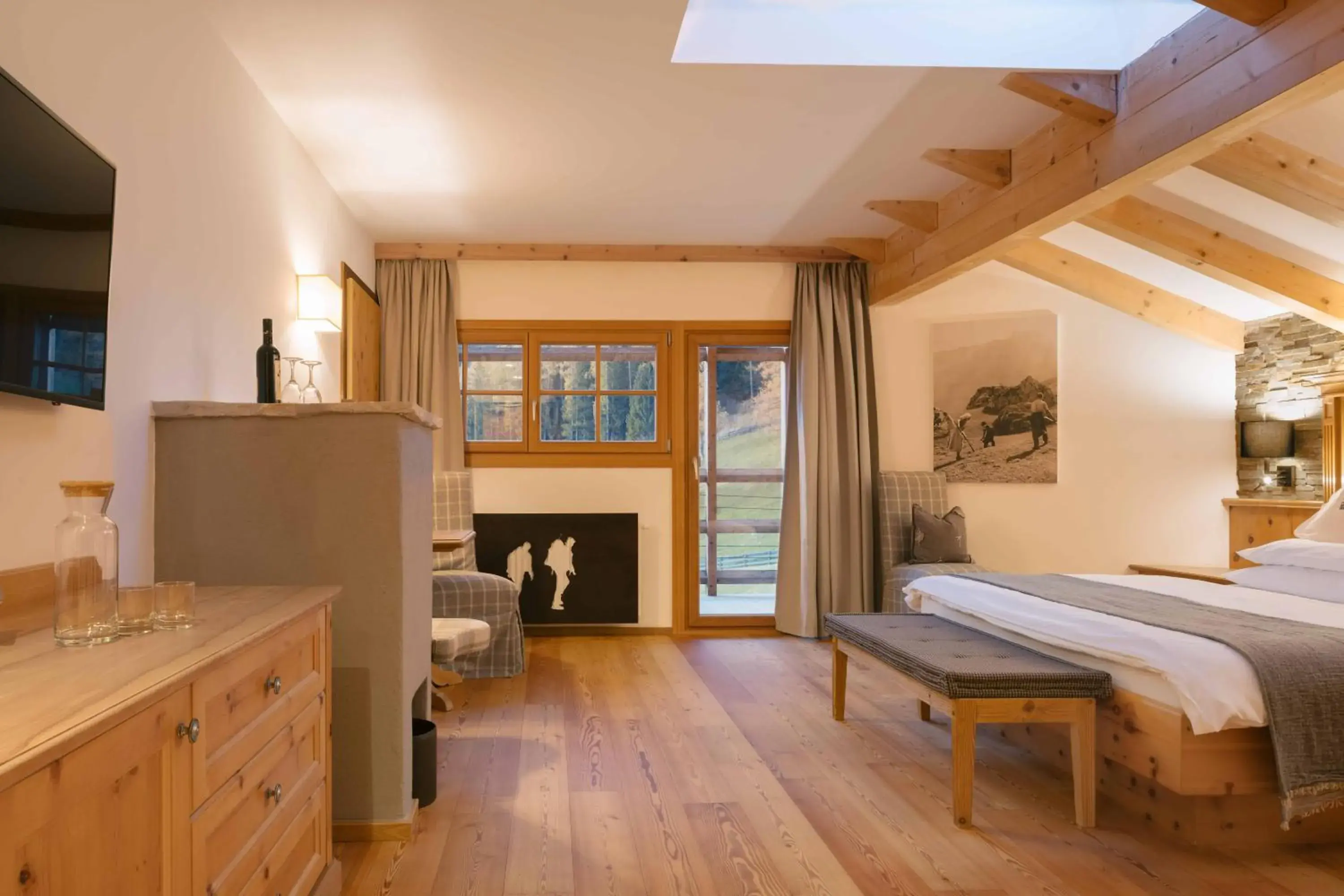 Double Room with Balcony - single occupancy in Cyprianerhof Dolomit Resort Double Room with Balcony - single occupancy in Cyprianerhof Dolomit Resort