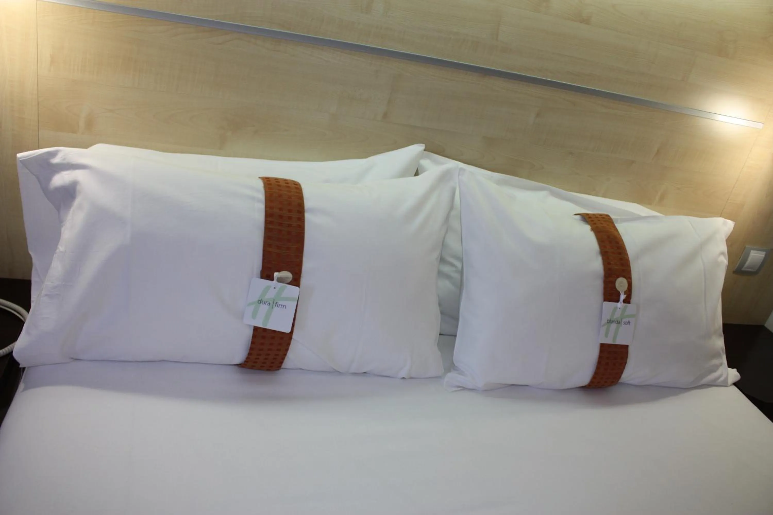 Bed in Holiday Inn Express Molins de Rei by IHG
