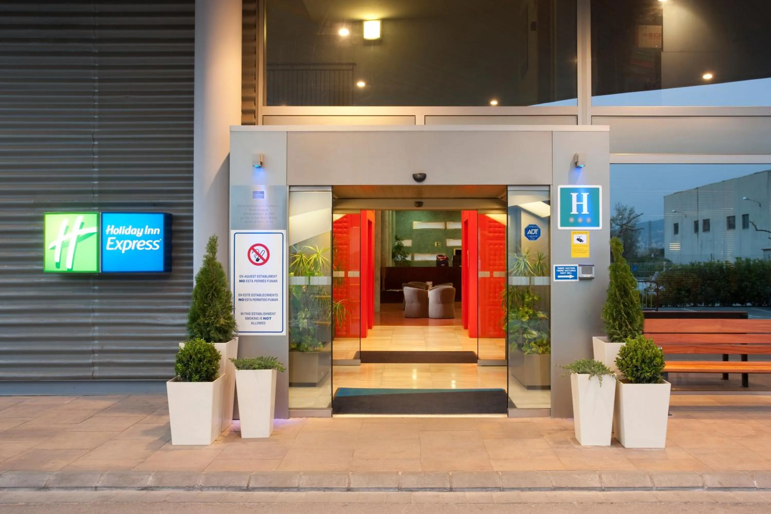Facade/entrance in Holiday Inn Express Molins de Rei by IHG
