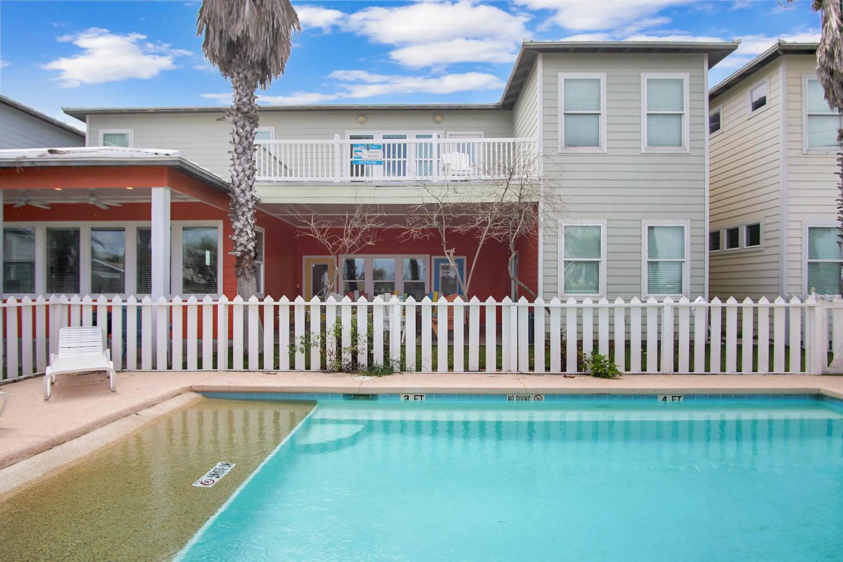 Property building in Beach Club 2