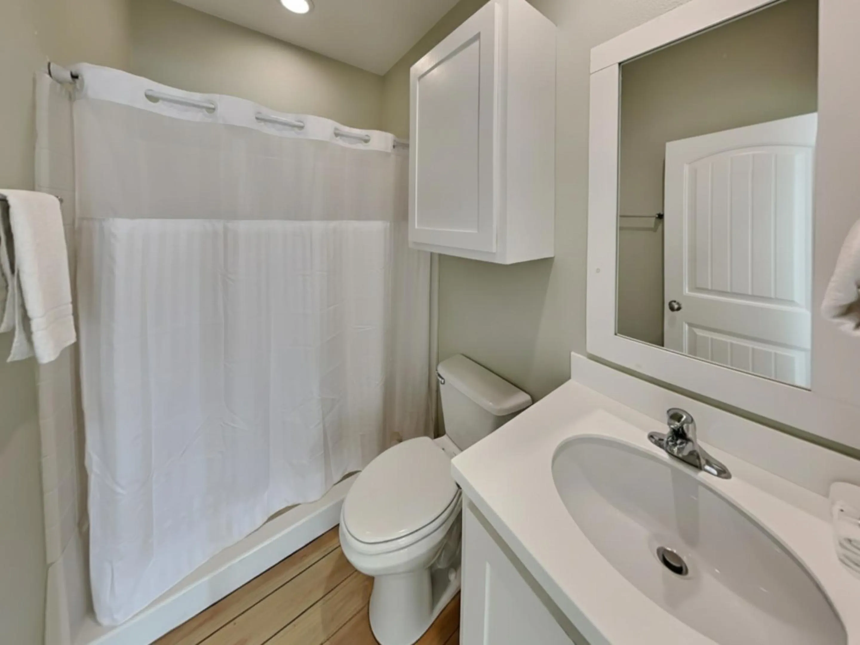 Shower in Beach Club 2