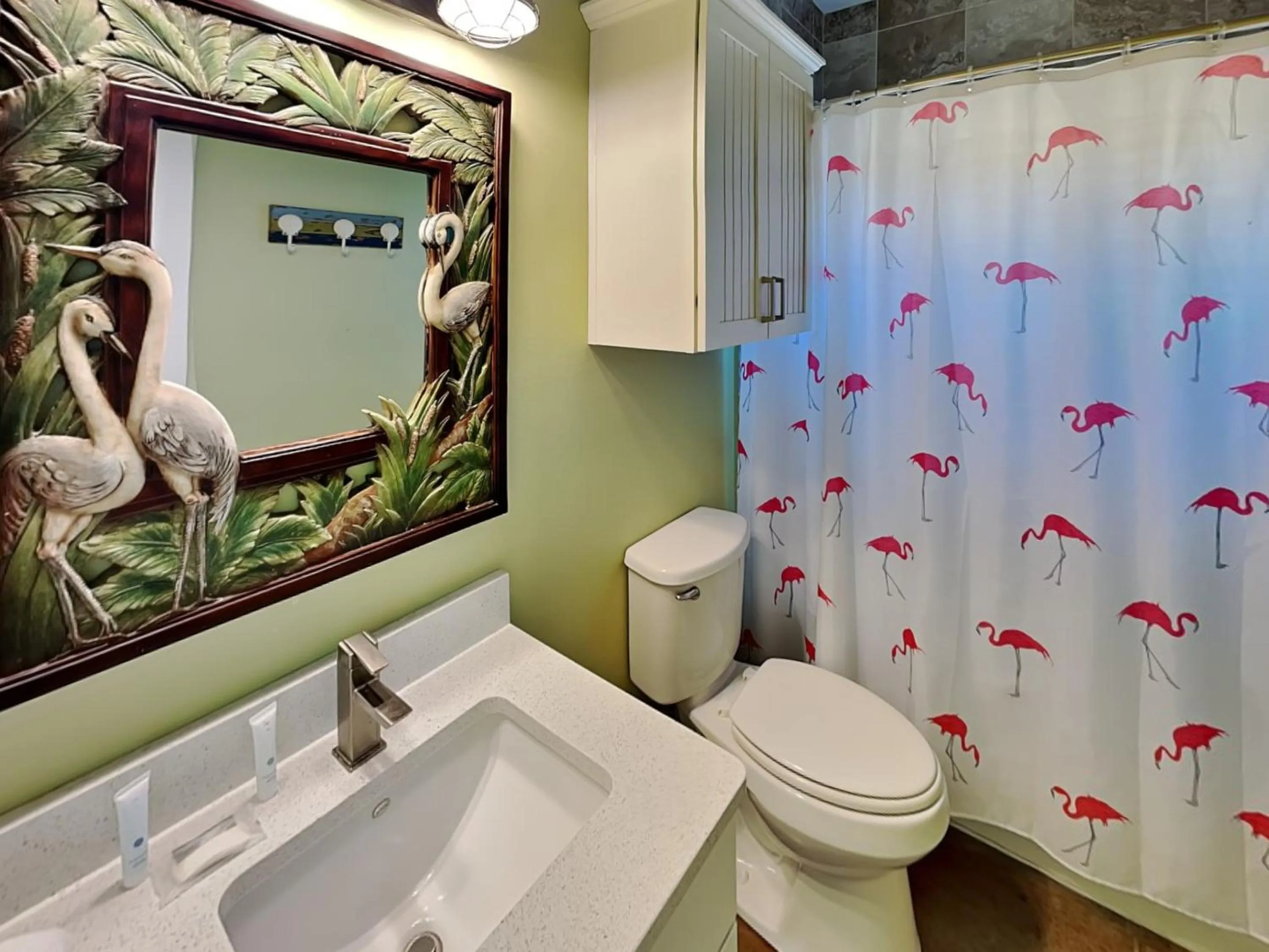 Shower in Turtle Paradise