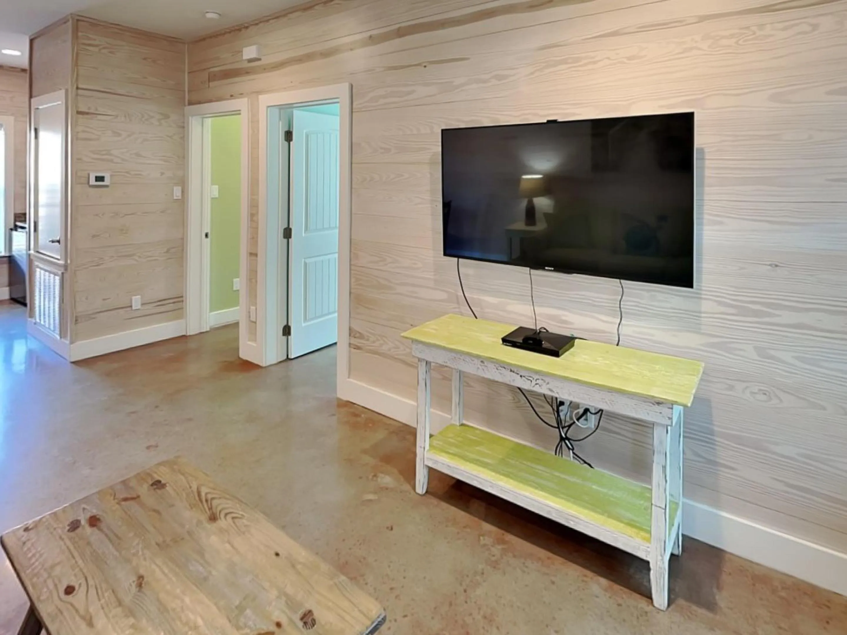 TV and multimedia in Turtle Paradise