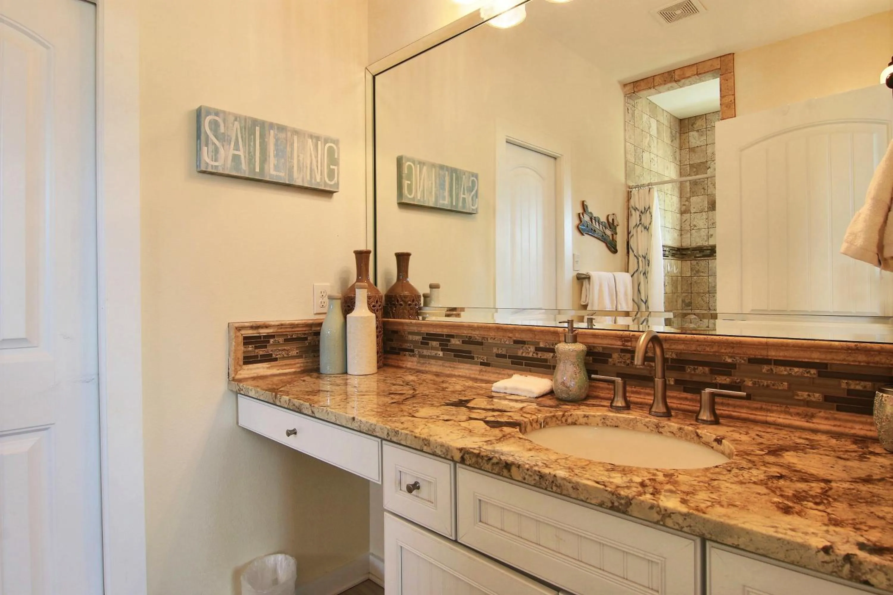 Property building in Kona Cove