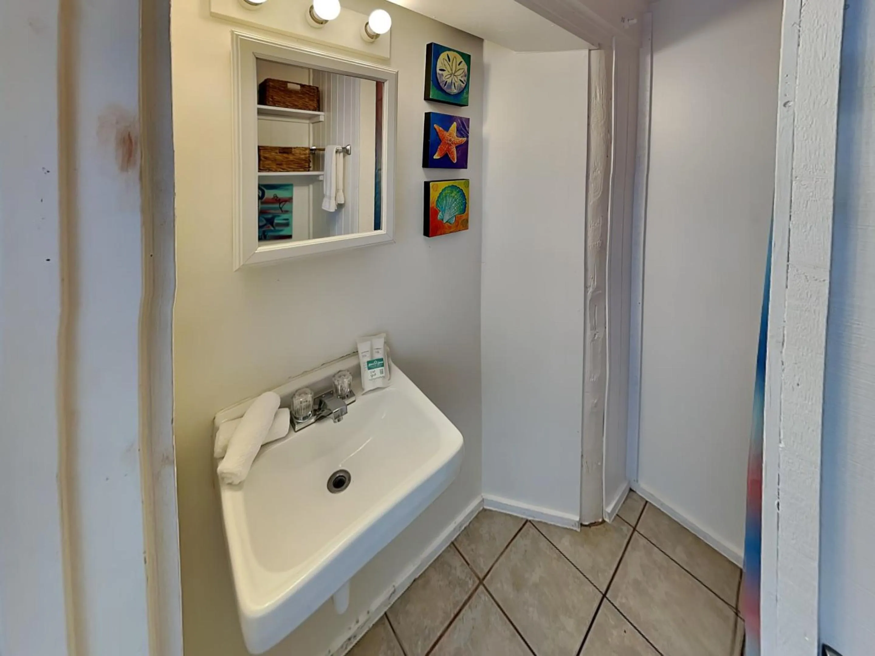 Bathroom in The Kids Inheritance