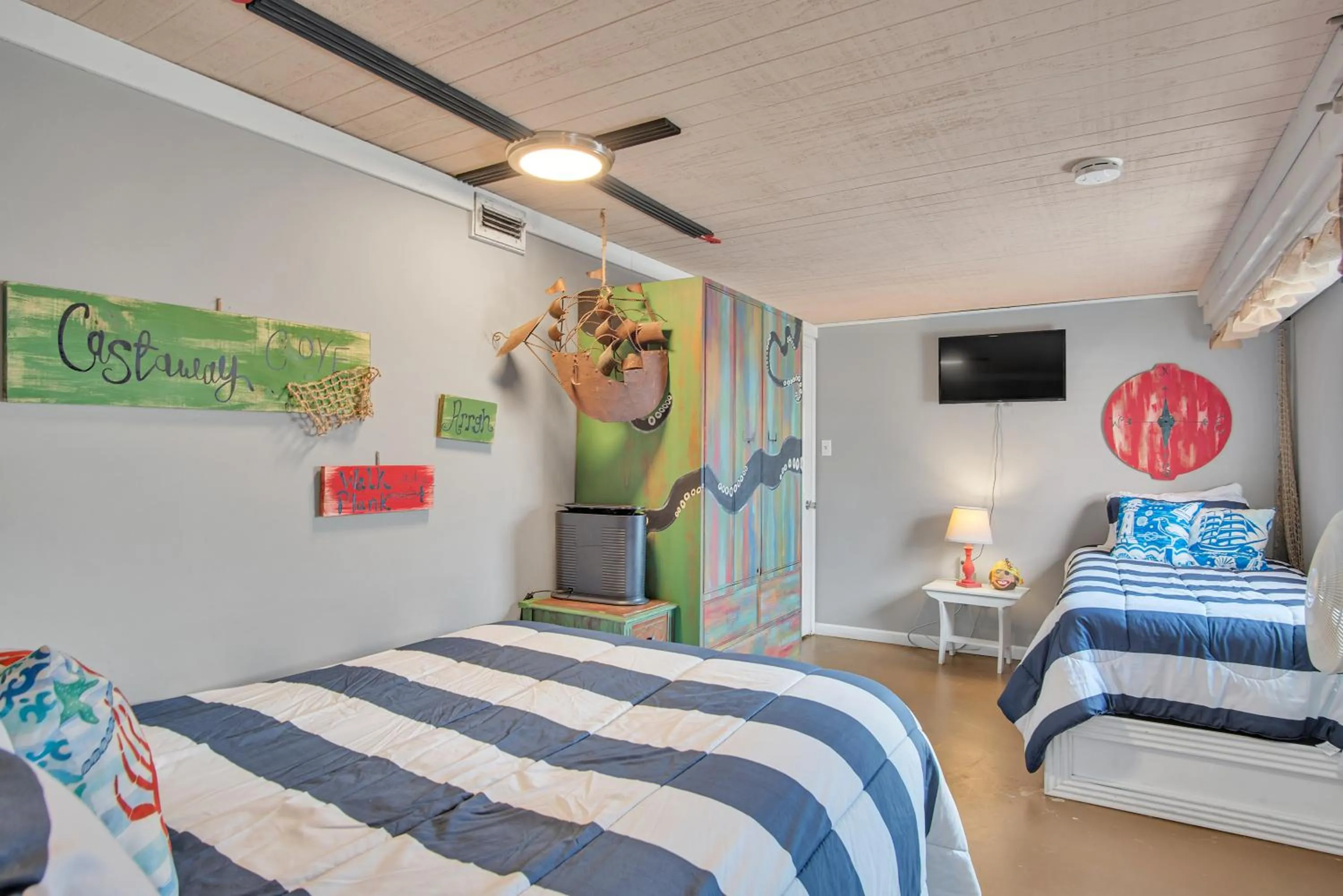 Property building, Bed in The Kids Inheritance