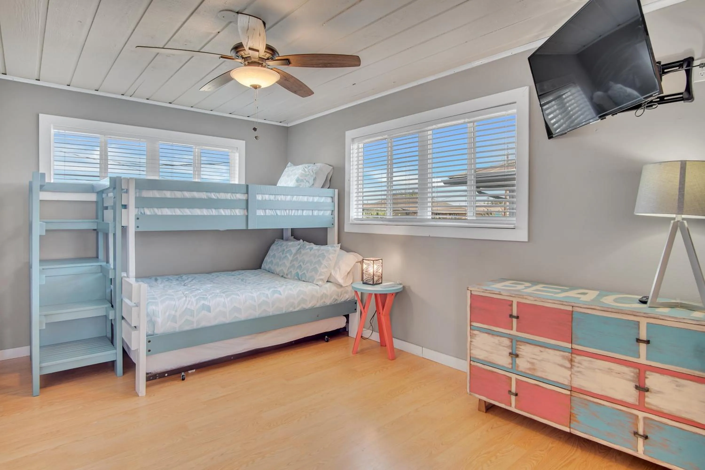 Property building, Bed in The Kids Inheritance