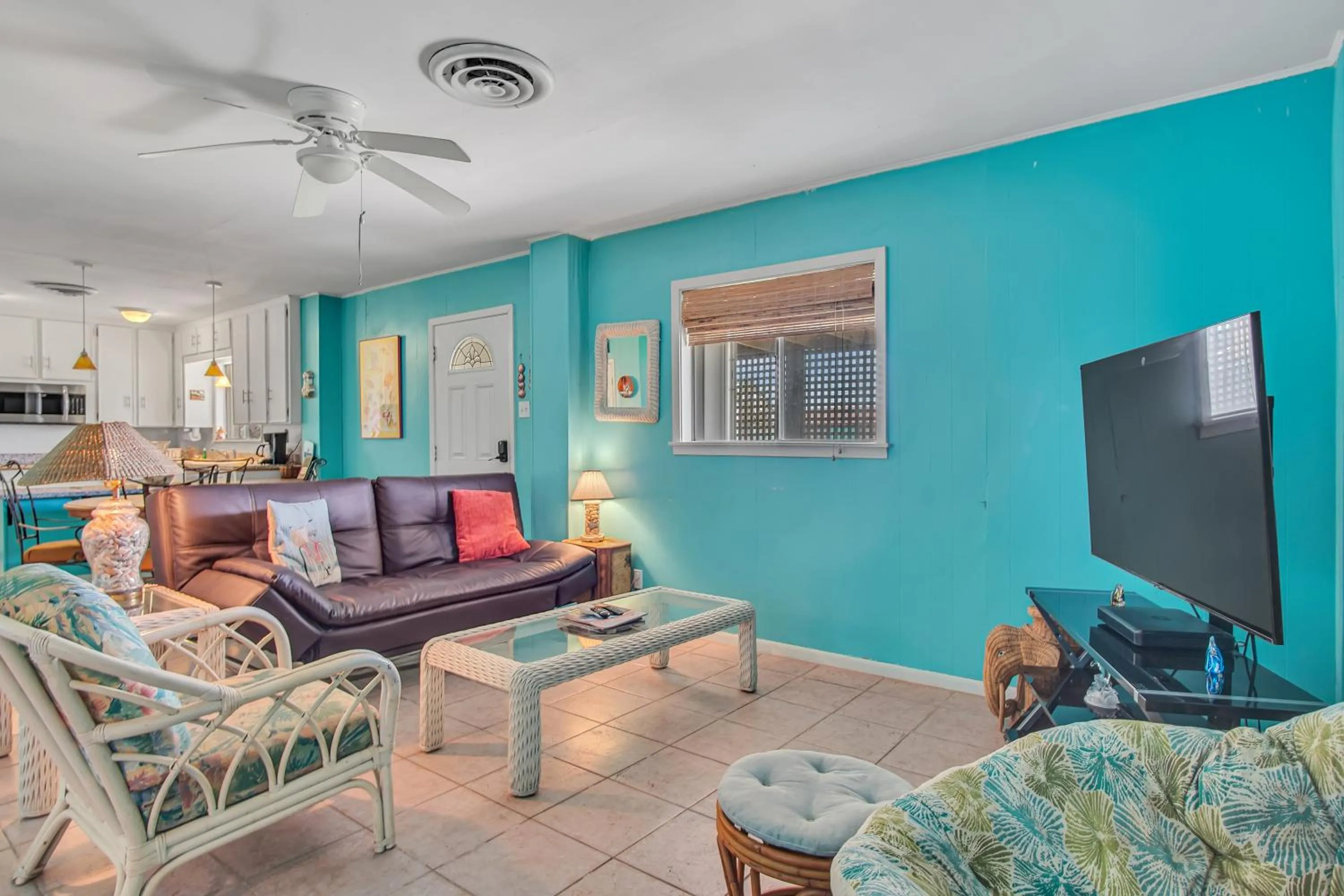 Property building in Paradise Retreat