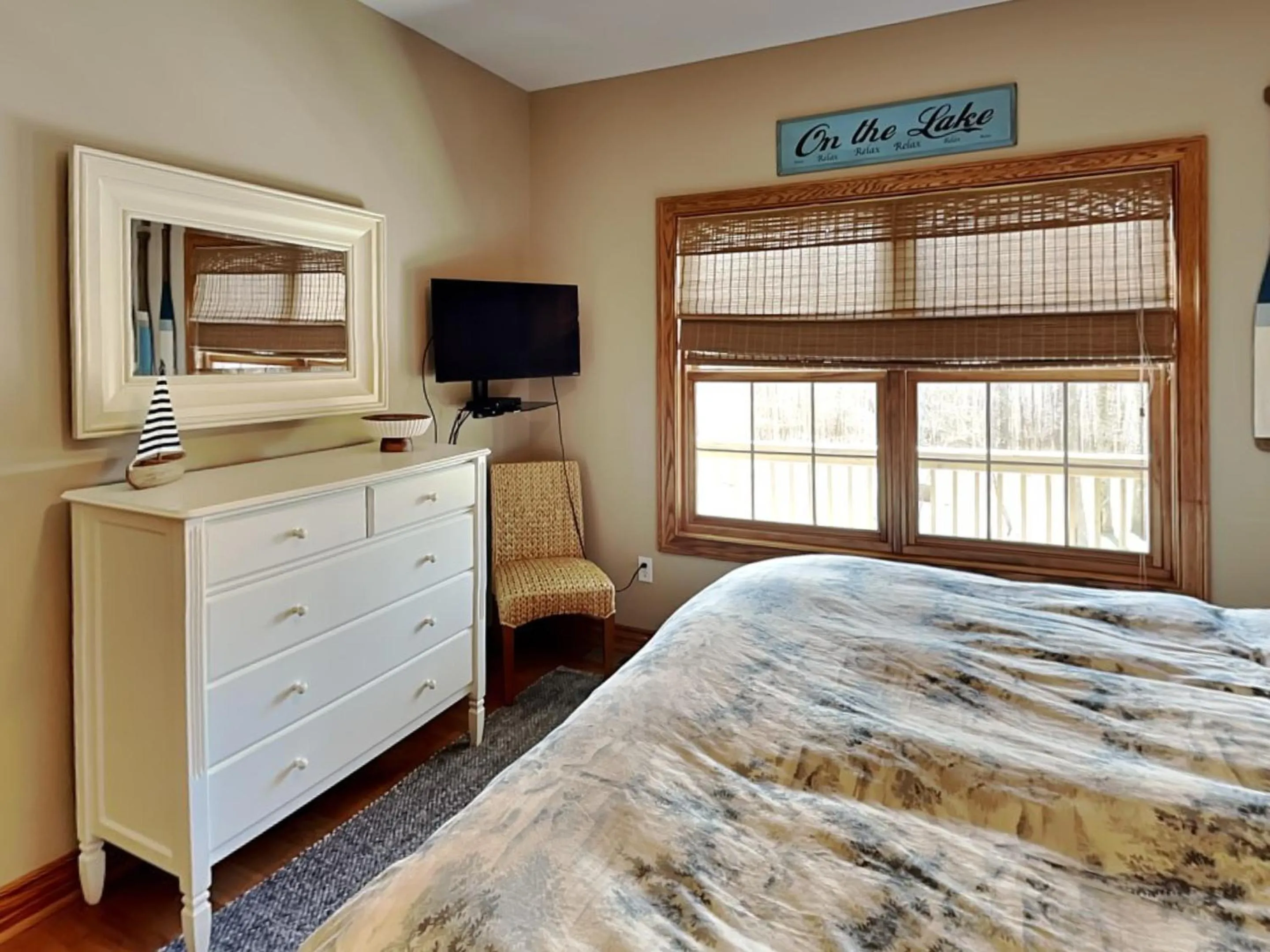 Bed in Stone Mountain Vista